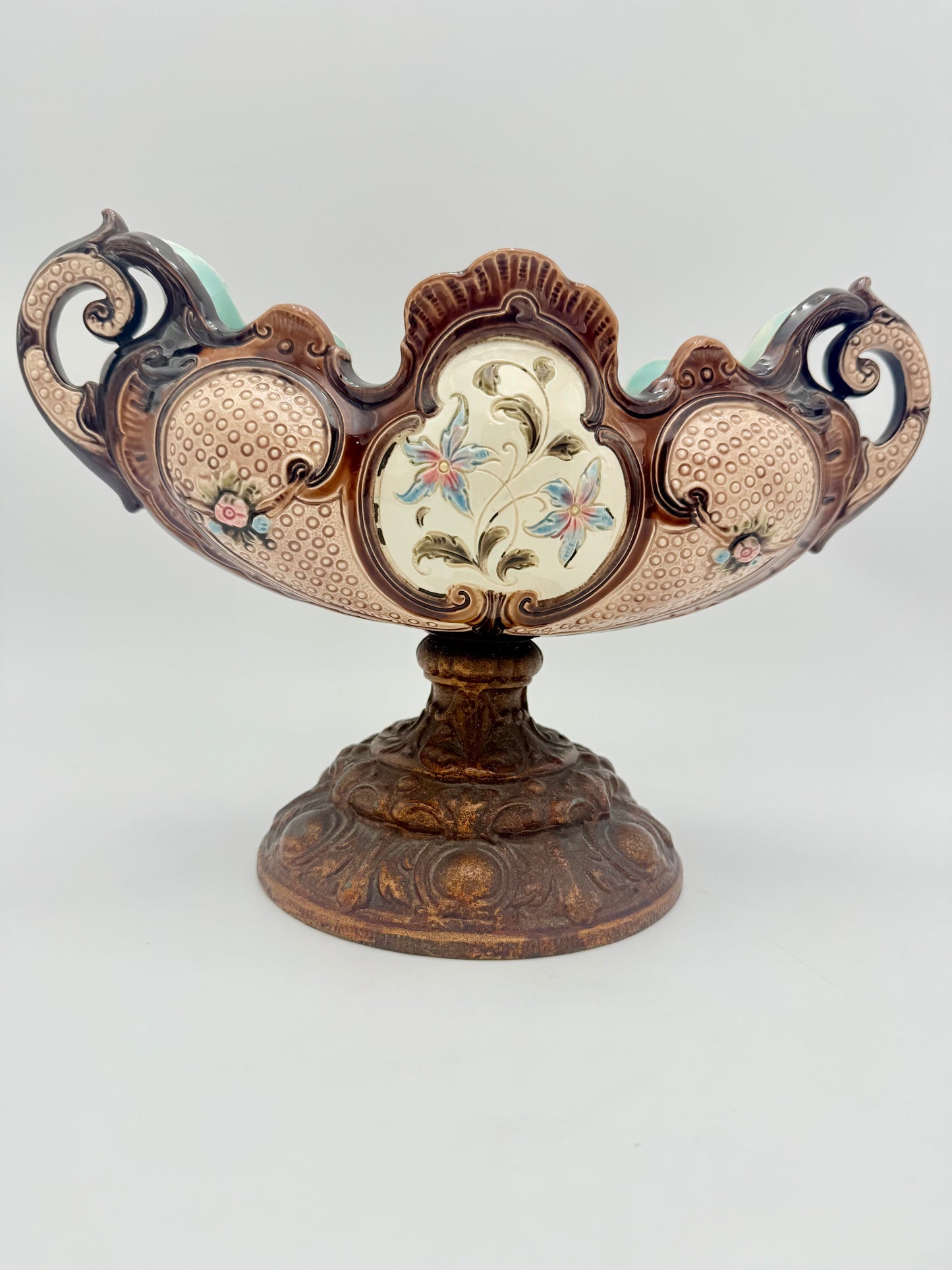 ANTIQUE FRENCH MAJOLICA JARDINIERE CENTERPIECE, LATE 1800s