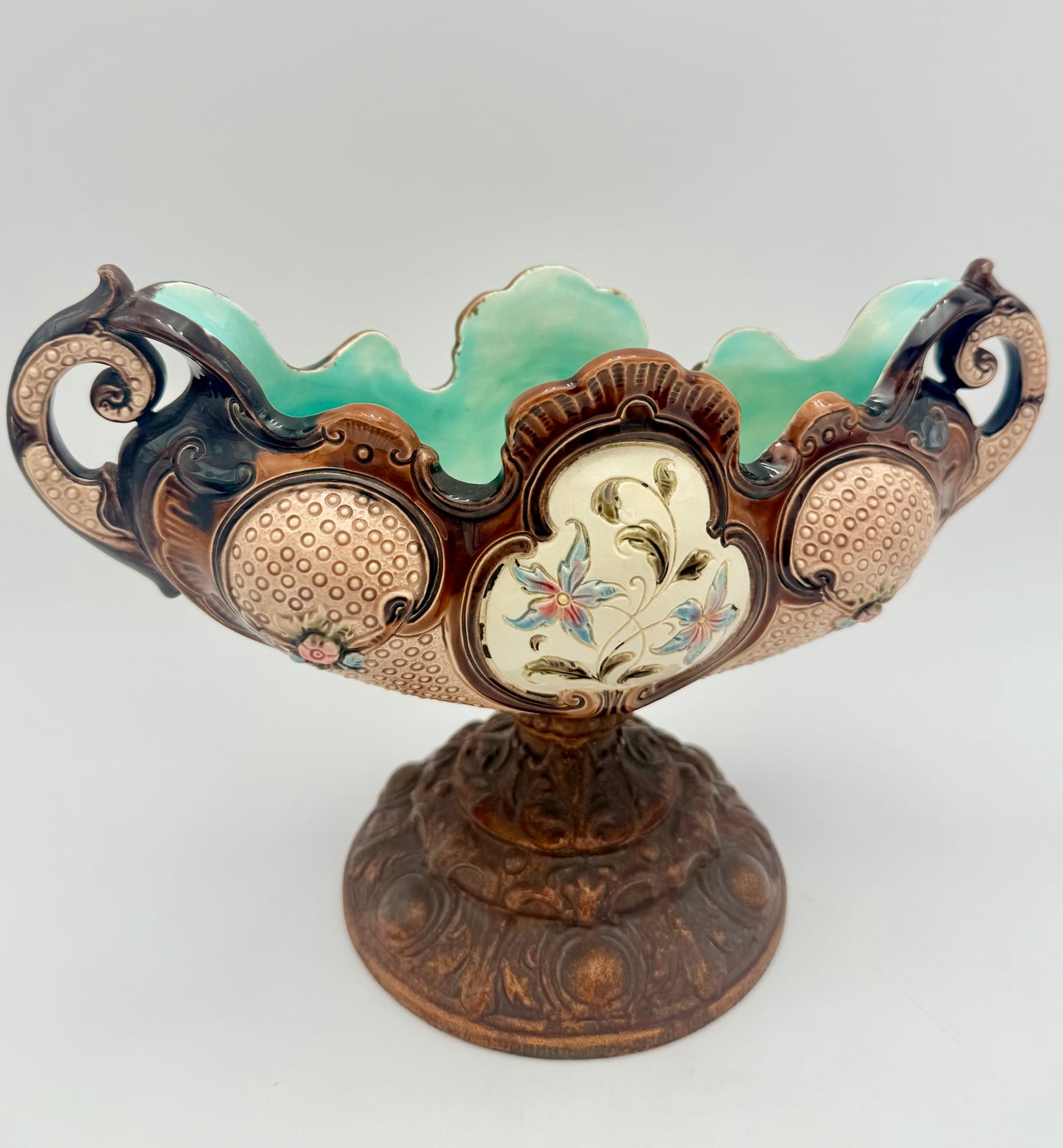 ANTIQUE FRENCH MAJOLICA JARDINIERE CENTERPIECE, LATE 1800s