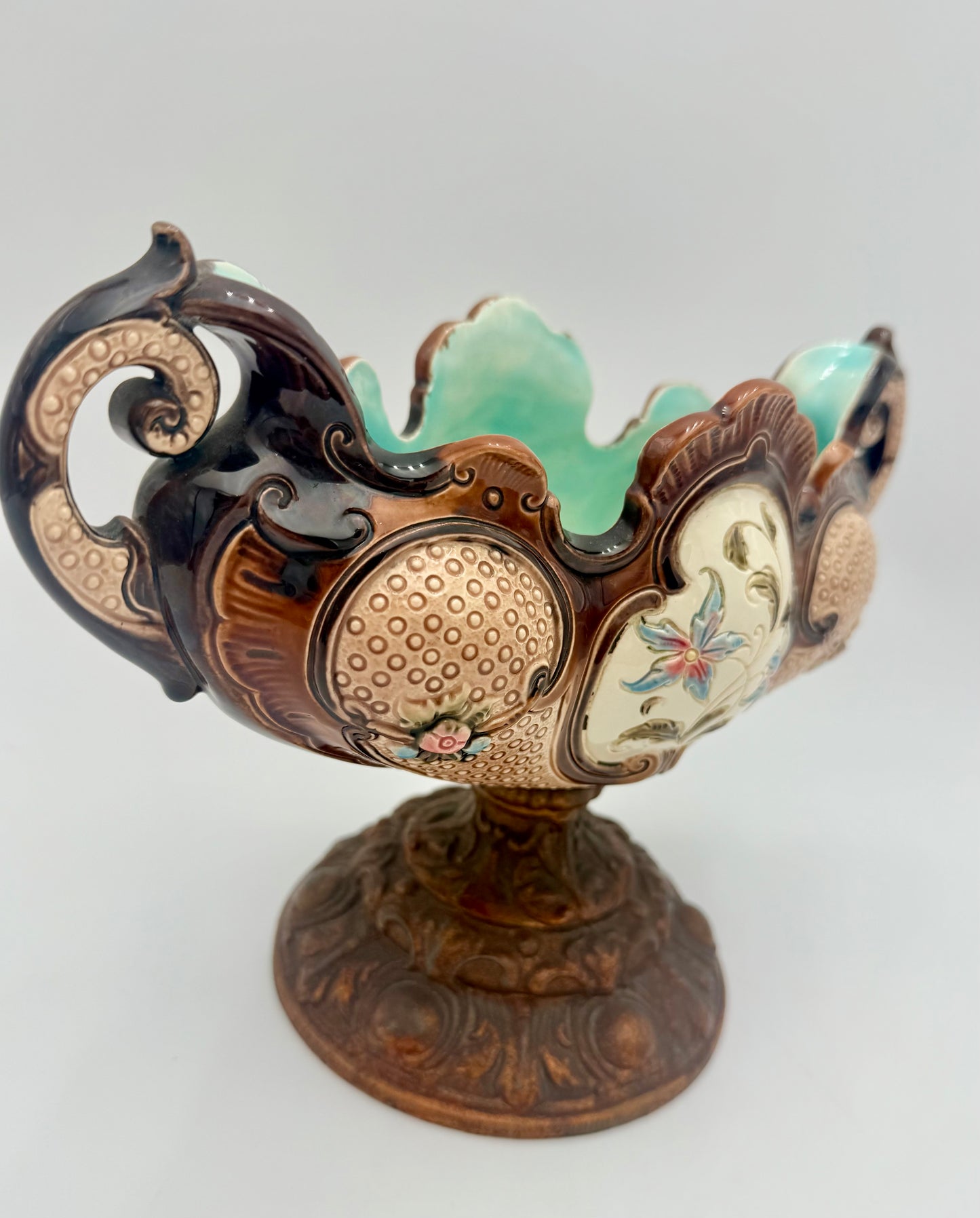ANTIQUE FRENCH MAJOLICA JARDINIERE CENTERPIECE, LATE 1800s
