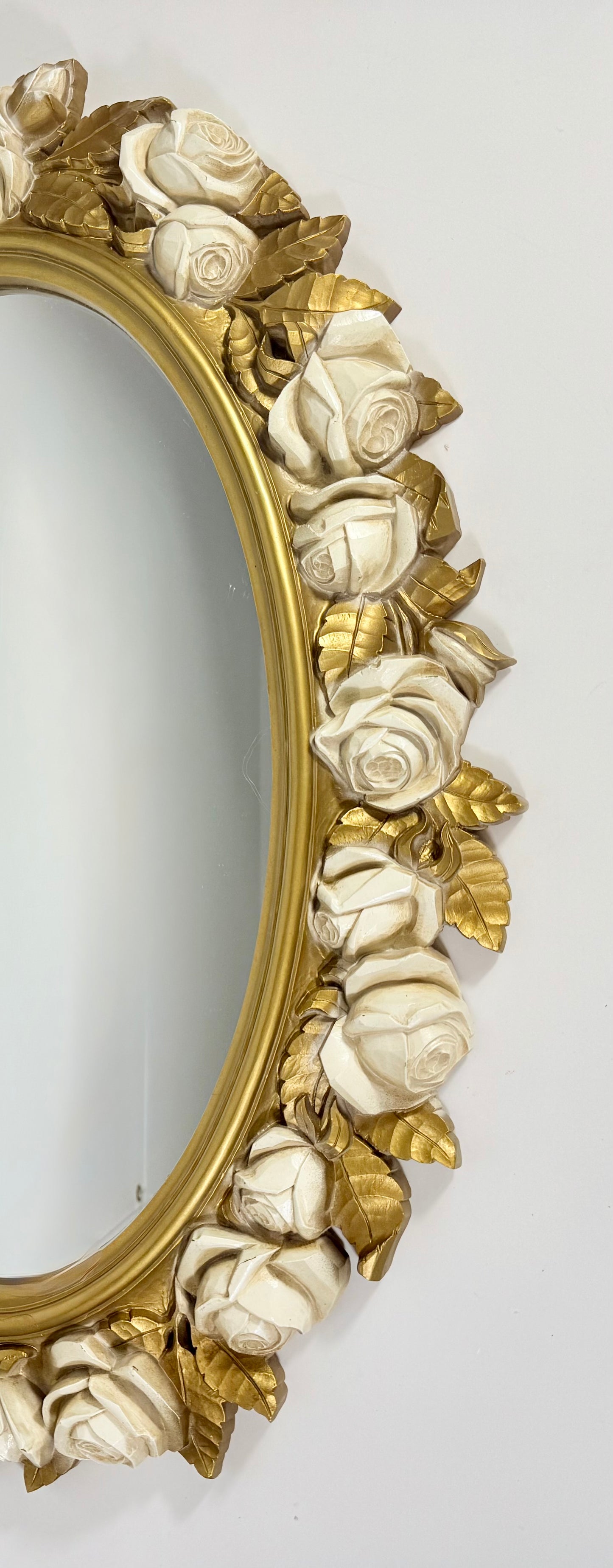 VINTAGE 1970s ORNATE ROSE OVAL MIRROR