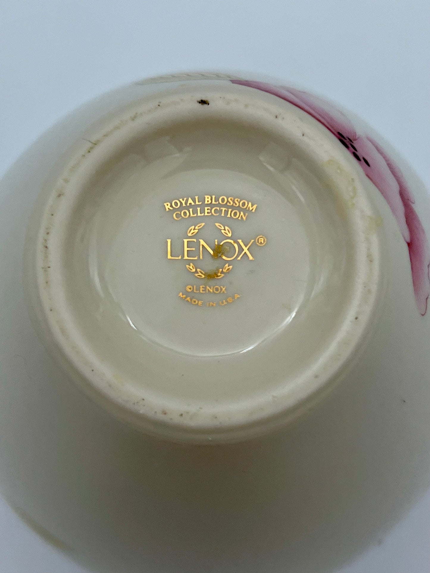 LENOX ROYAL BLOSSOM COLLECTION VASE – GOLD ACCENTS, MADE IN USA