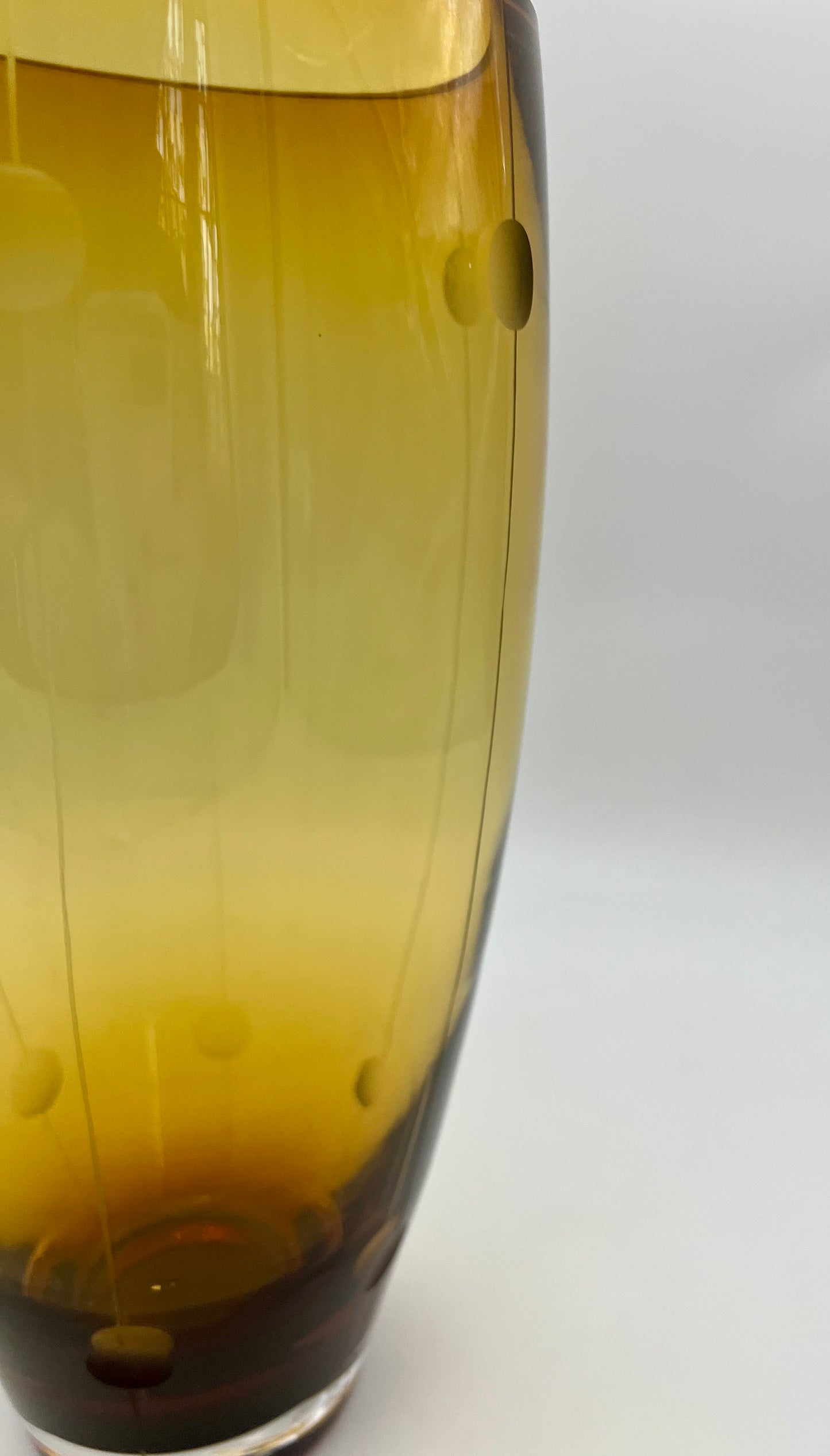 LARGE VINTAGE MOD AMBER GLASS VASE