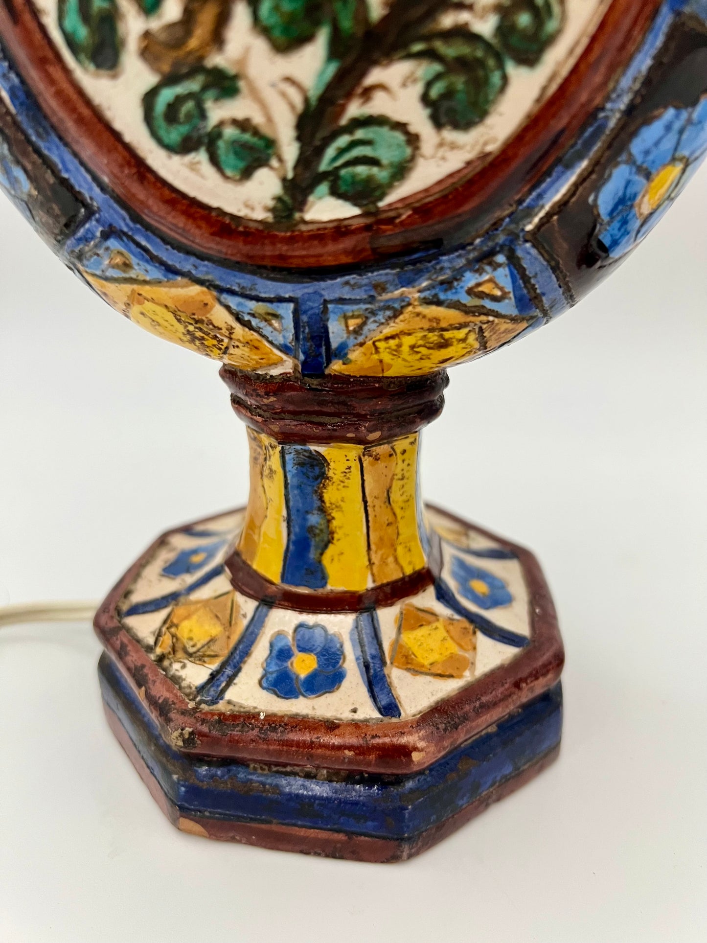 PAIR OF ANTIQUE ITALIAN MAJOLICA CERAMIC TABLE LAMPS