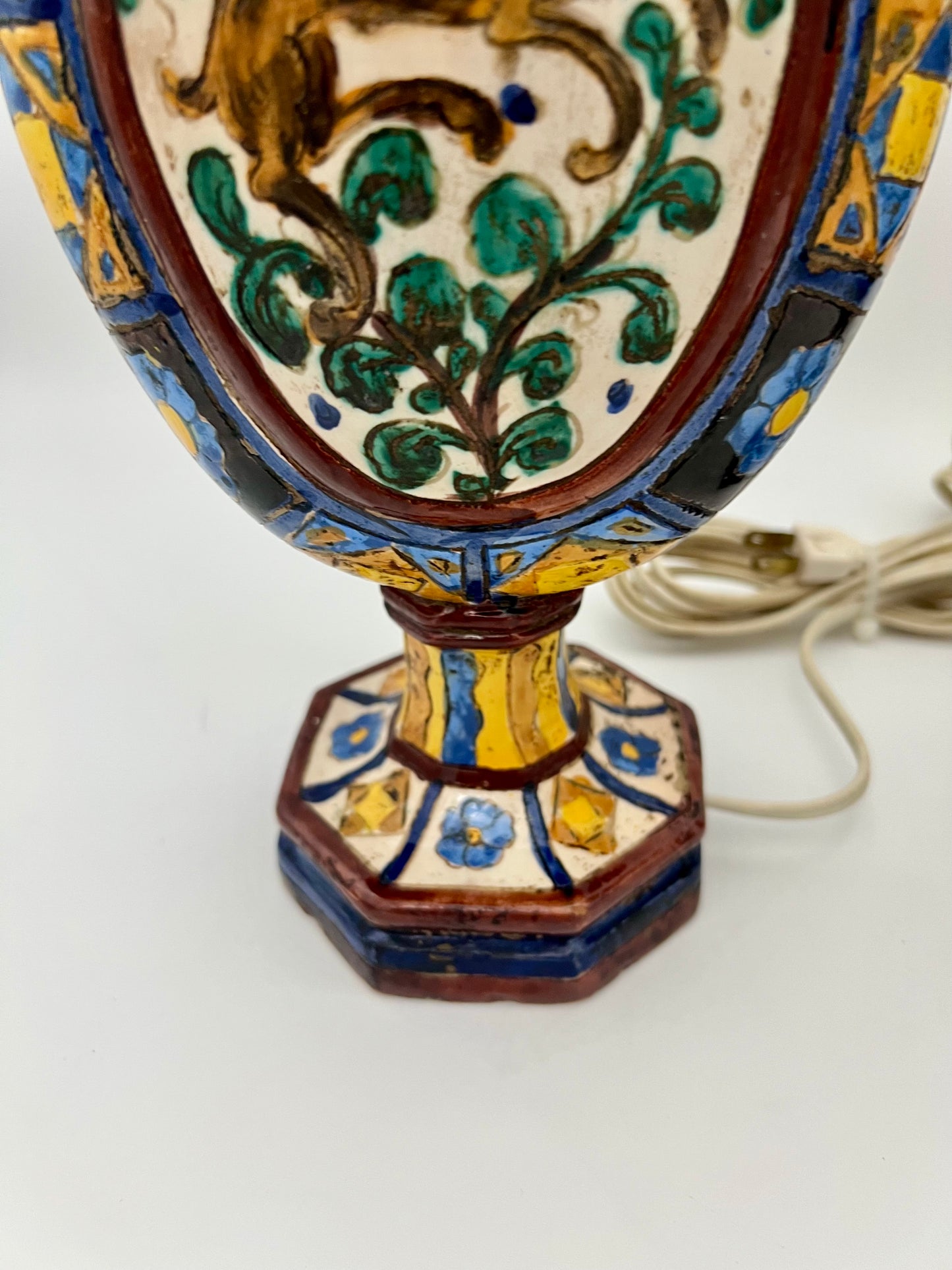 PAIR OF ANTIQUE ITALIAN MAJOLICA CERAMIC TABLE LAMPS