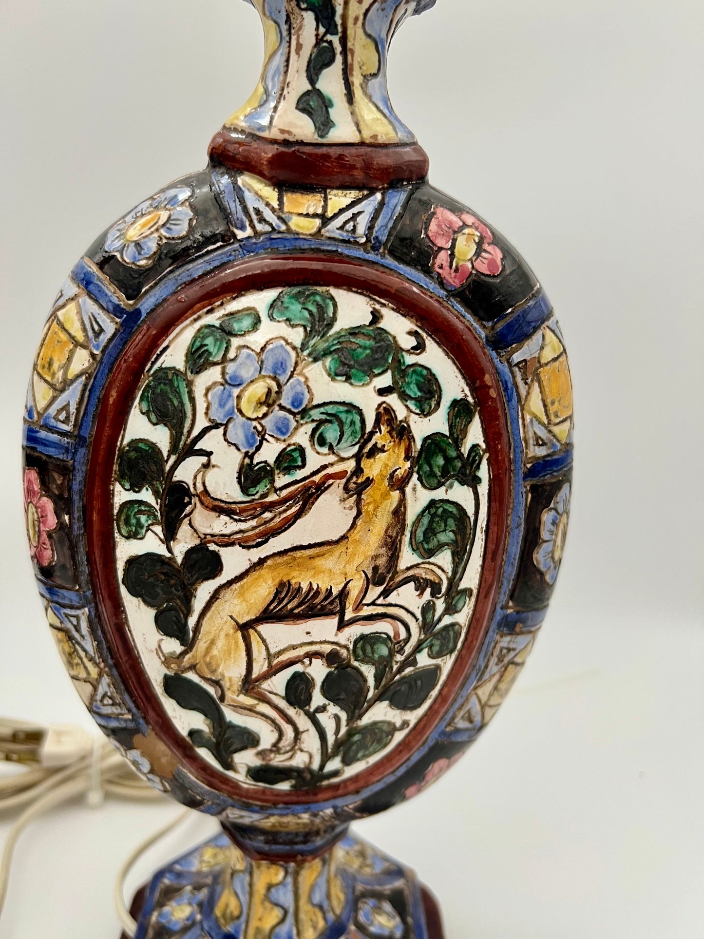 PAIR OF ANTIQUE ITALIAN MAJOLICA CERAMIC TABLE LAMPS