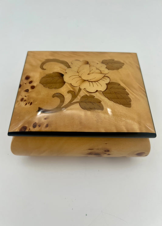 VINTAGE ITALIAN BURLWOOD INLAID FLOWER JEWELRY BOX