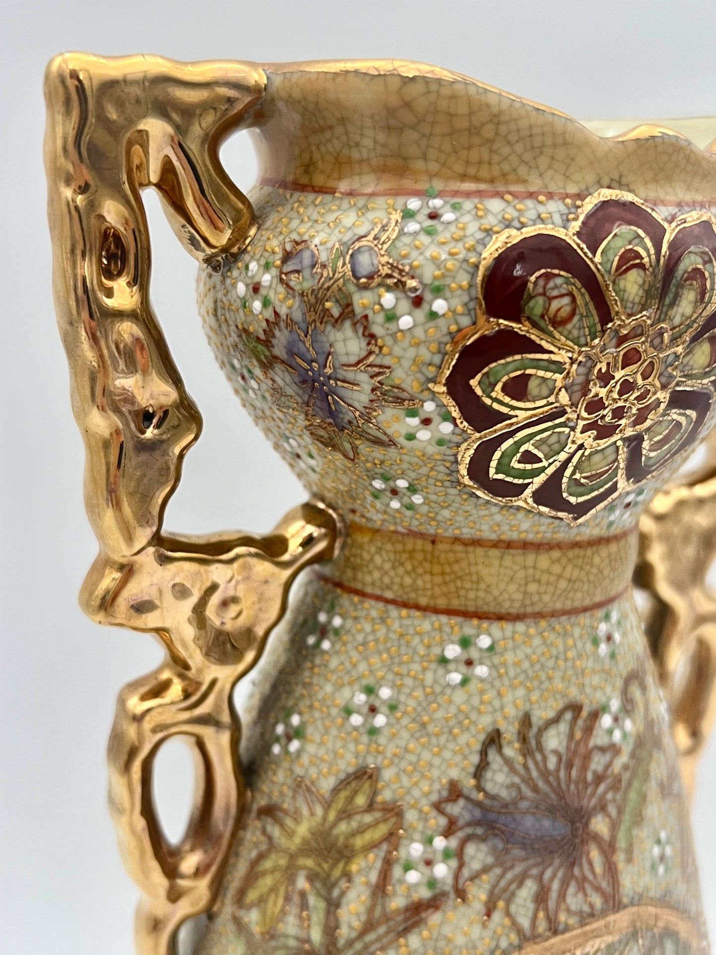 ANTIQUE JAPANESE SATSUMA VASE