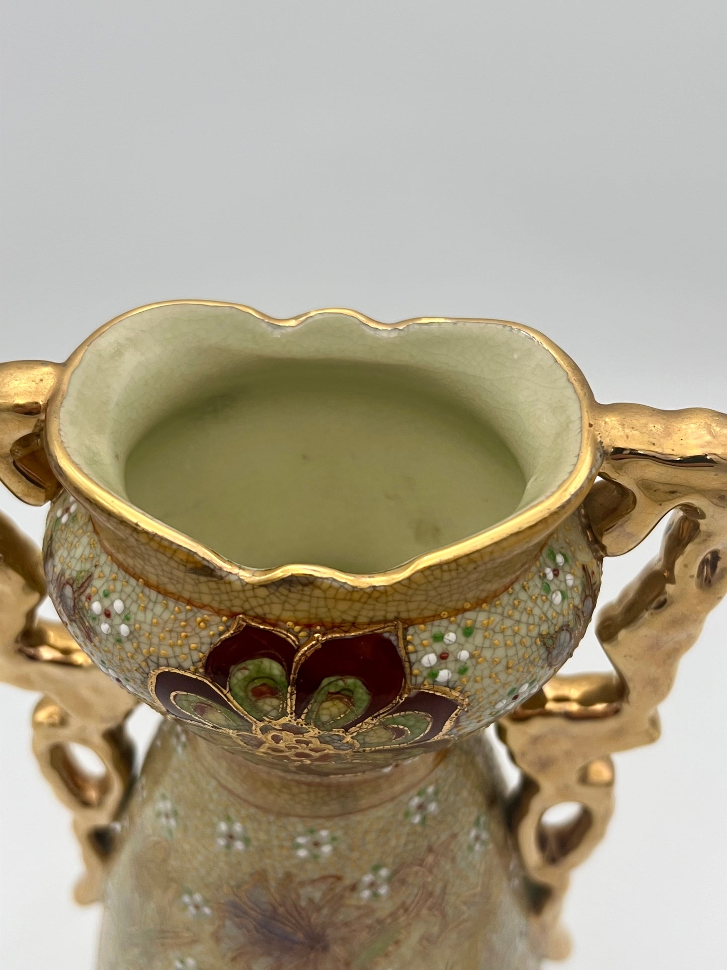 ANTIQUE JAPANESE SATSUMA VASE