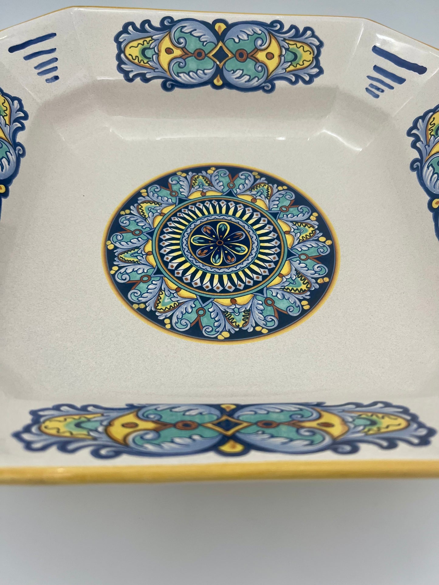 VINTAGE ITALIAN CERAMIC NOVA DERUTA PASTA SERVING BOWL