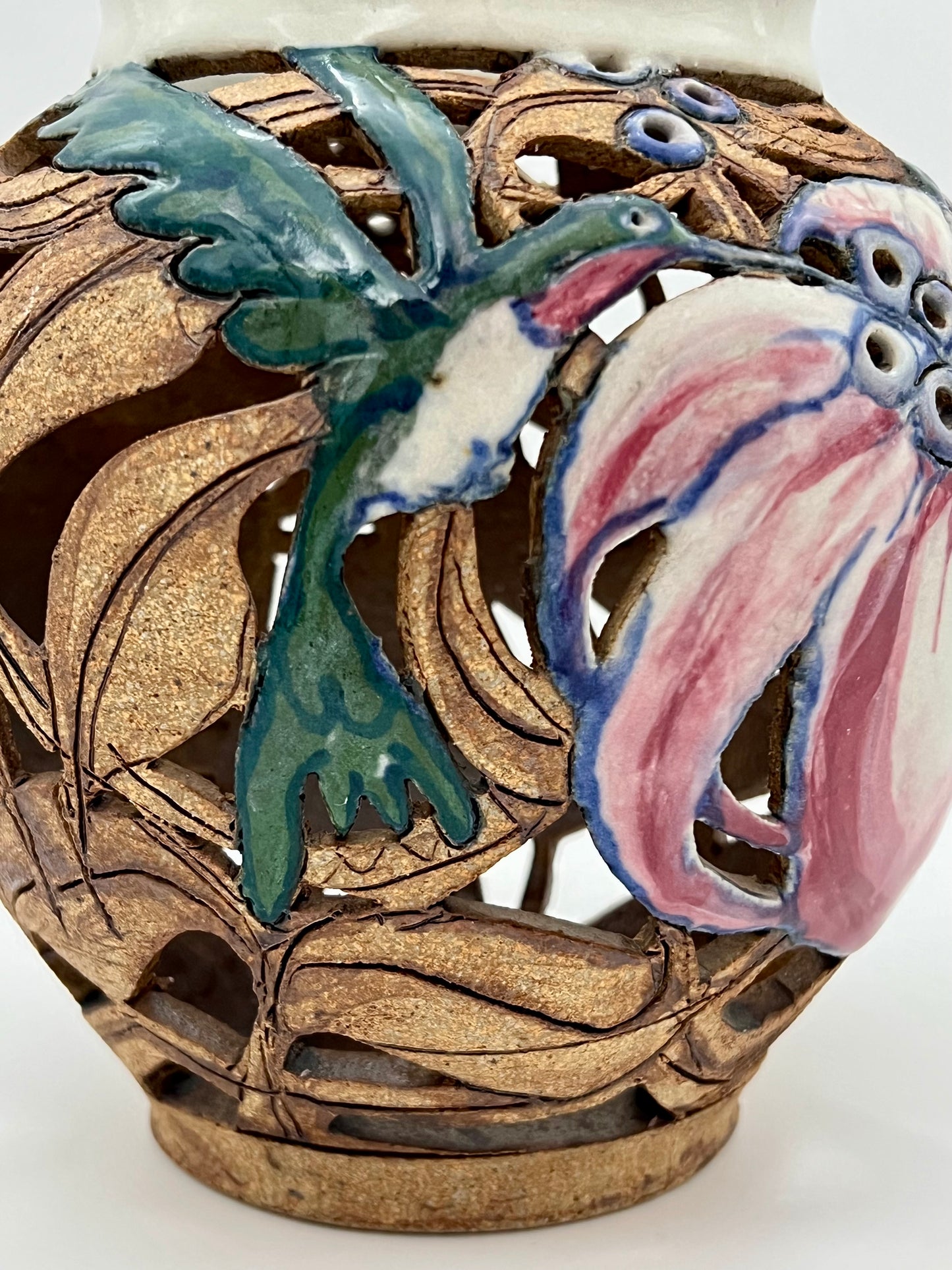 VINTAGE ARTIST SIGNED HUMMINGBIRD VASE/CANDLE LANTERN