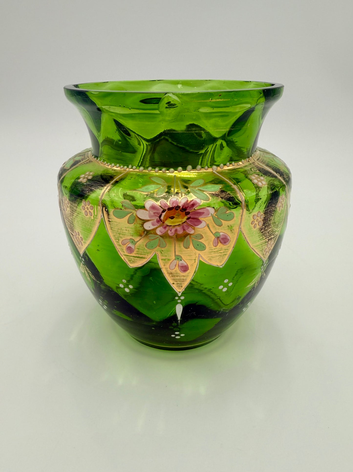 ANTIQUE MOSER BOHEMIAN ART GLASS VASE, CIRCA LATE 1800s-EARLY 1900s
