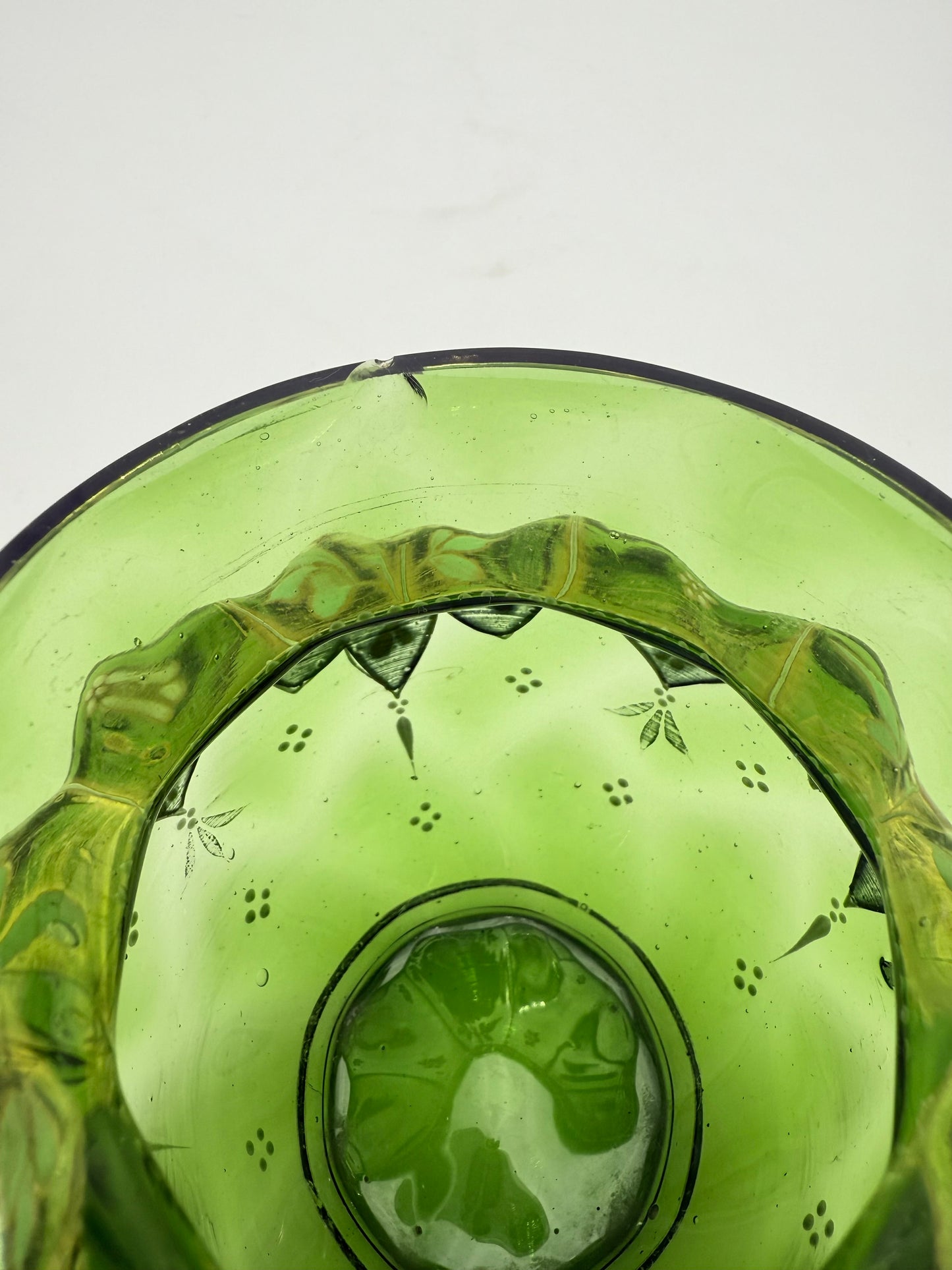 ANTIQUE MOSER BOHEMIAN ART GLASS VASE, CIRCA LATE 1800s-EARLY 1900s