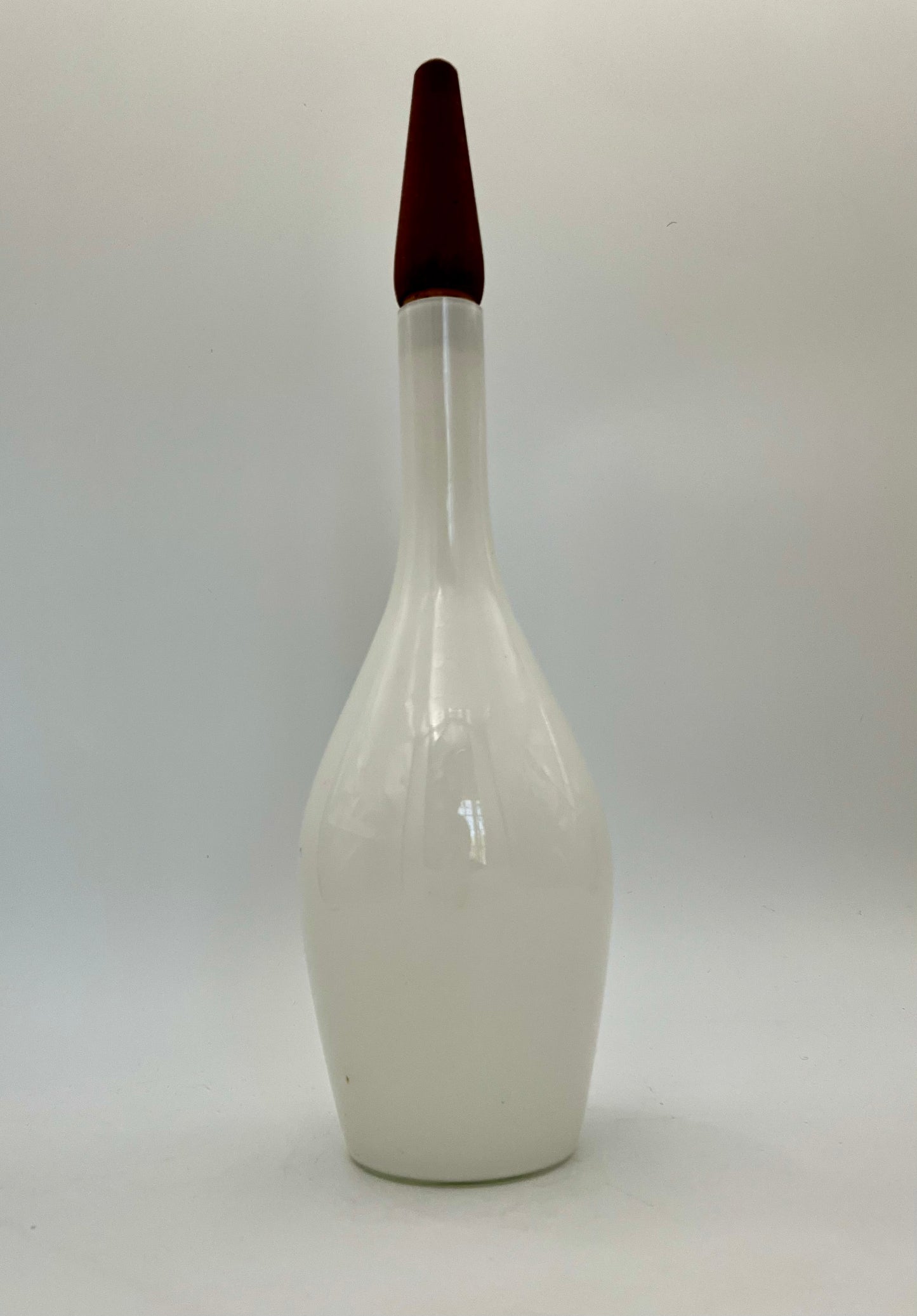 RAYMOR MODERN IN THE TRADITION OF GOOD TASTE OPAL WHITE DANISH GLASS WINE DECANTER