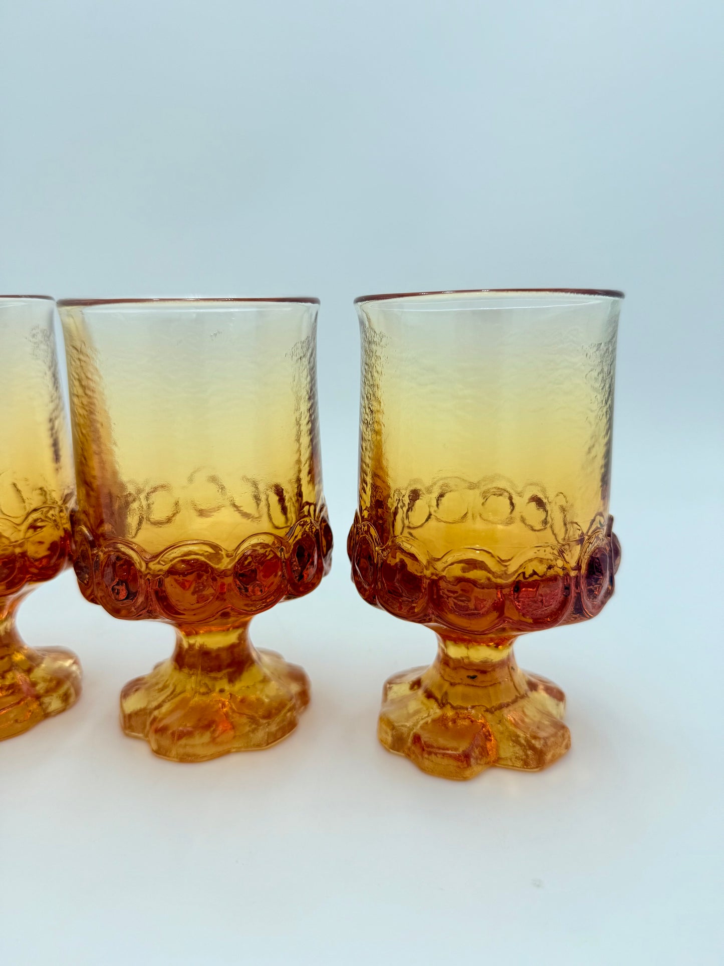 SET OF 4 VINTAGE 1970s TIFFIN FRANCISCAN MADEIRA SCALLOPED AMBER GOBLETS