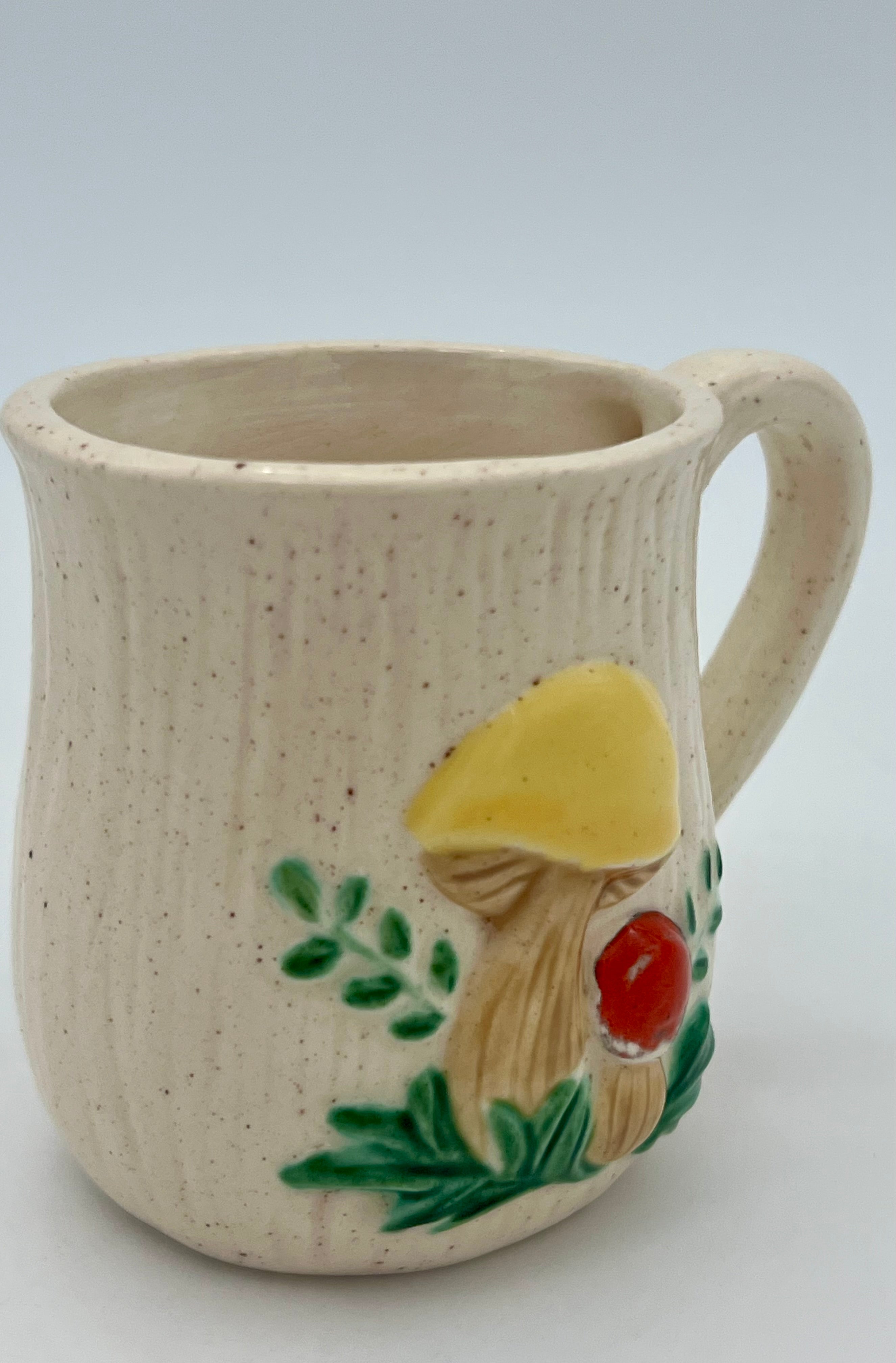 VINTAGE MUSHROOM STONEWARE MUG – 1970s COTTAGECORE CERAMIC COFFEE CUP, RETRO FUNGI KITCHEN DECOR