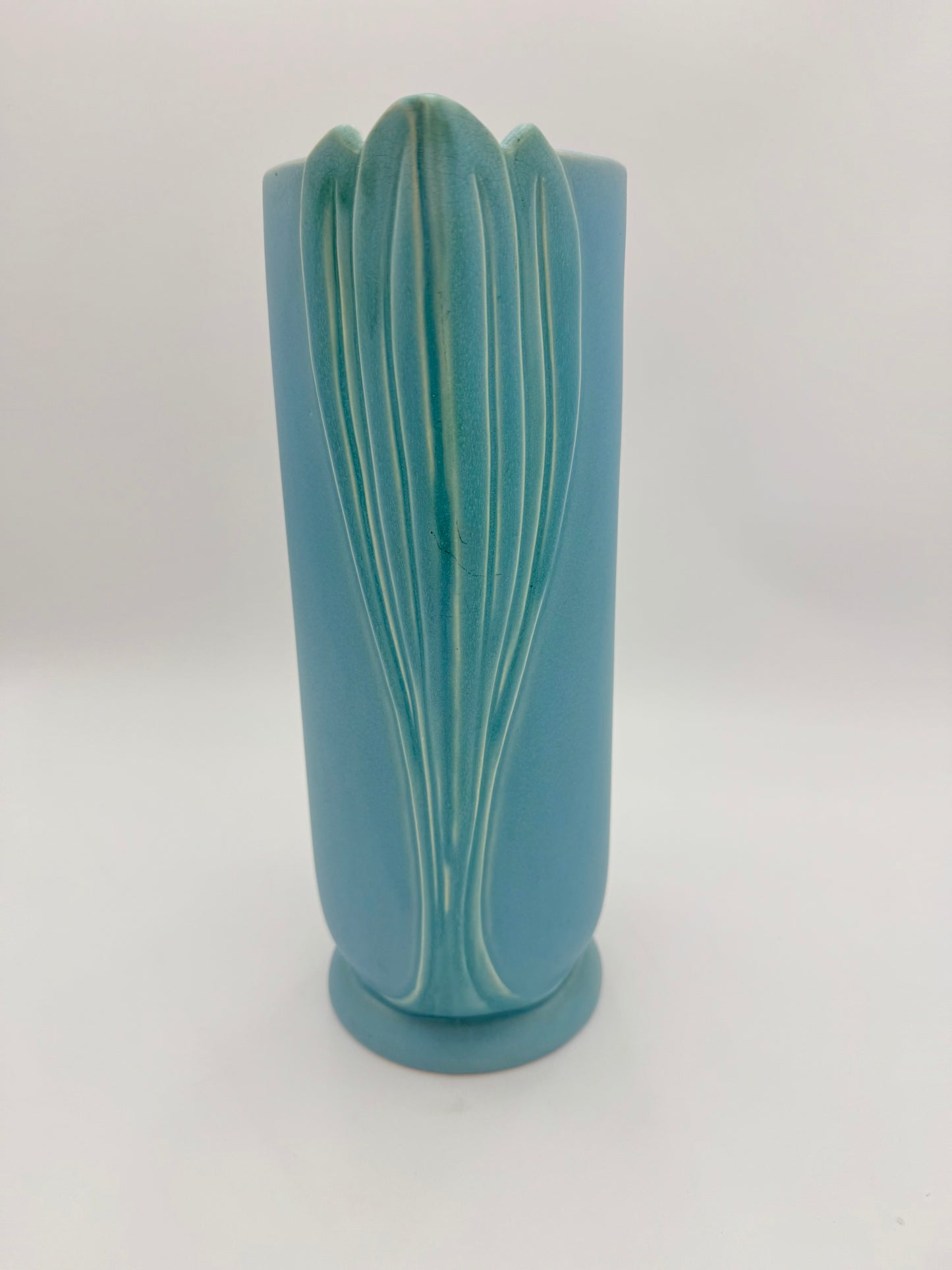 EARLY 1930s WELLER ART DECO SKY BLUE AND IVORY LILY OF THE VALLEY VASE
