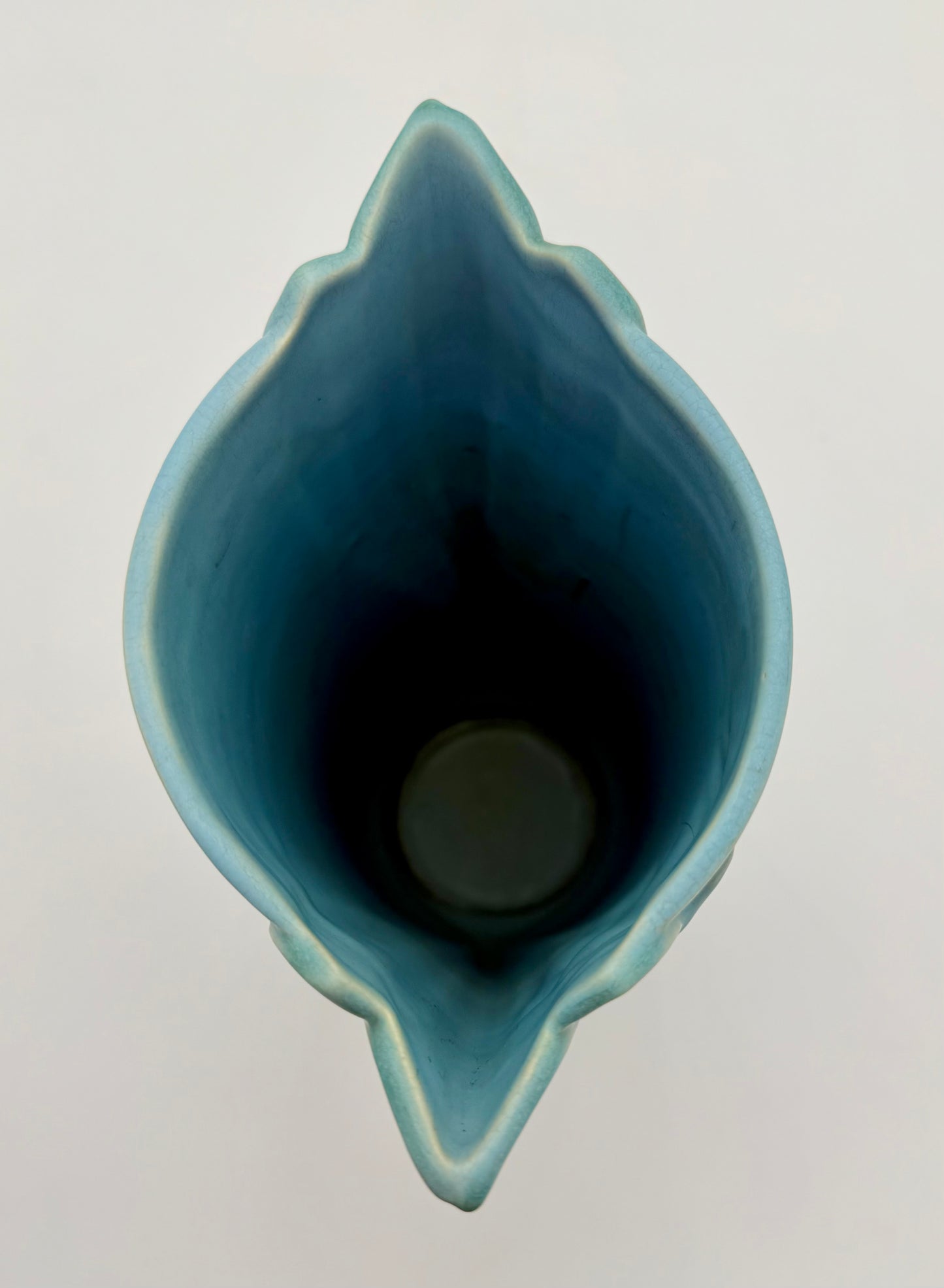 EARLY 1930s WELLER ART DECO SKY BLUE AND IVORY LILY OF THE VALLEY VASE