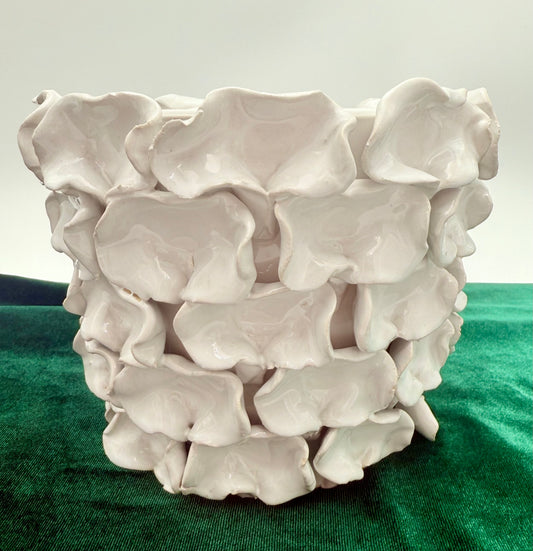 BRIGHT WHITE MANDY CERAMIC PETAL PLANTER POT