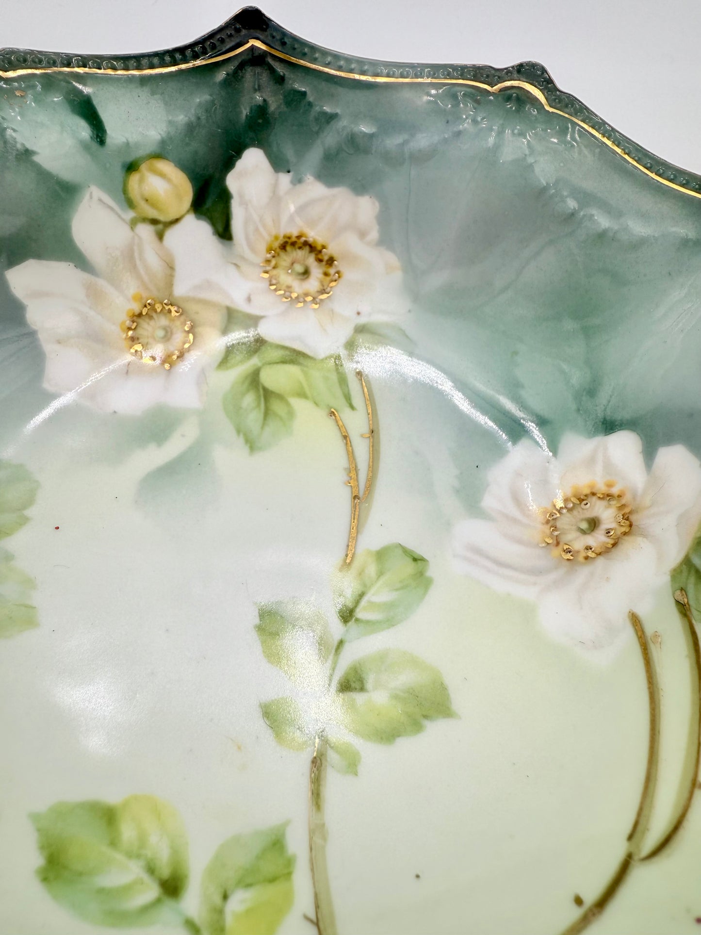 RARE ANTIQUE FOOTED BOWL BY R&S RUSSIA GREEN, WHITE AND GOLD