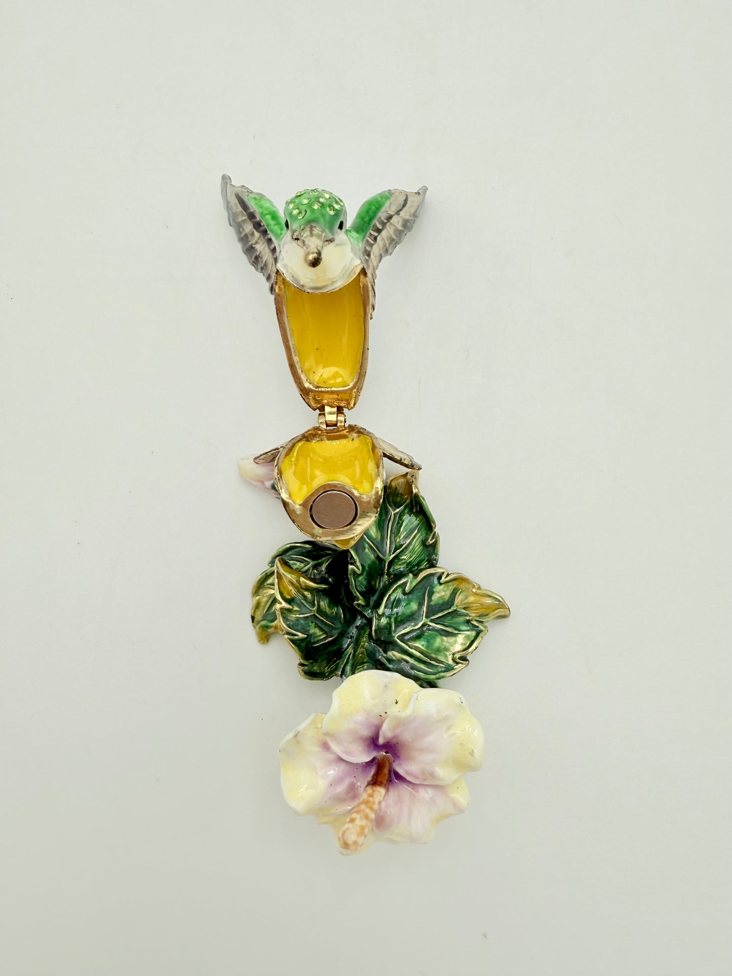 VINTAGE GREEN HUMMINGBIRD WITH CRYSTALS JEWELRY/TRINKET BOX