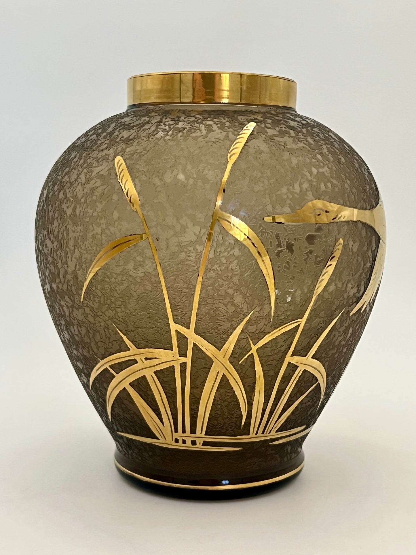 FUGE & TAUBE ETCHED GLASS VASE WITH GILDED CRANE DESIGN, CIRCA 1960s