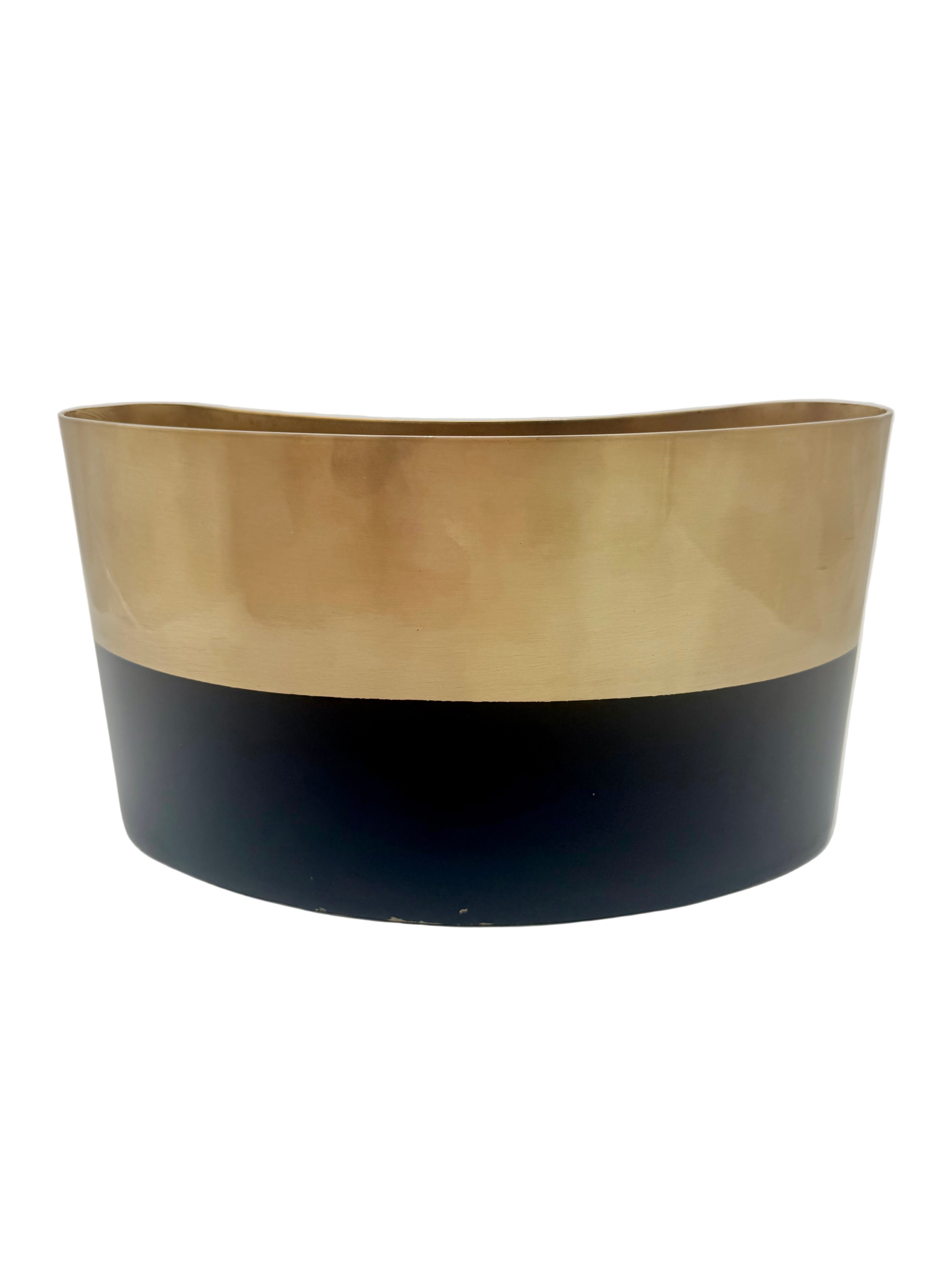 VINTAGE SCULPTURAL BRASS AND BLACK METAL CACHEPOT | HOLLYWOOD REGENCY DECOR | OVAL STATEMENT PLANTER | 1970s 1980s