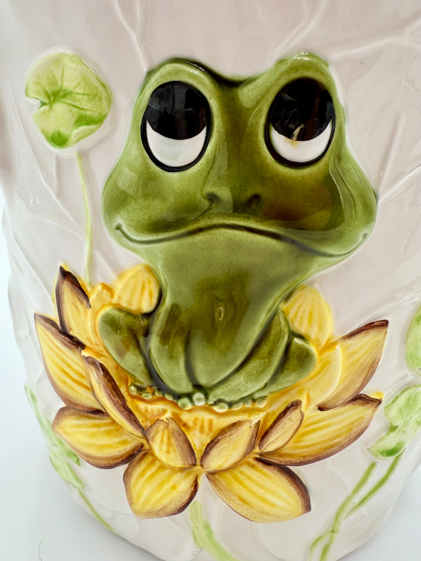 NEIL THE FROG COOKIE JAR — VINTAGE 1976 SEARS CERAMIC CANISTER — LILY PAD FROG KITCHEN DECOR