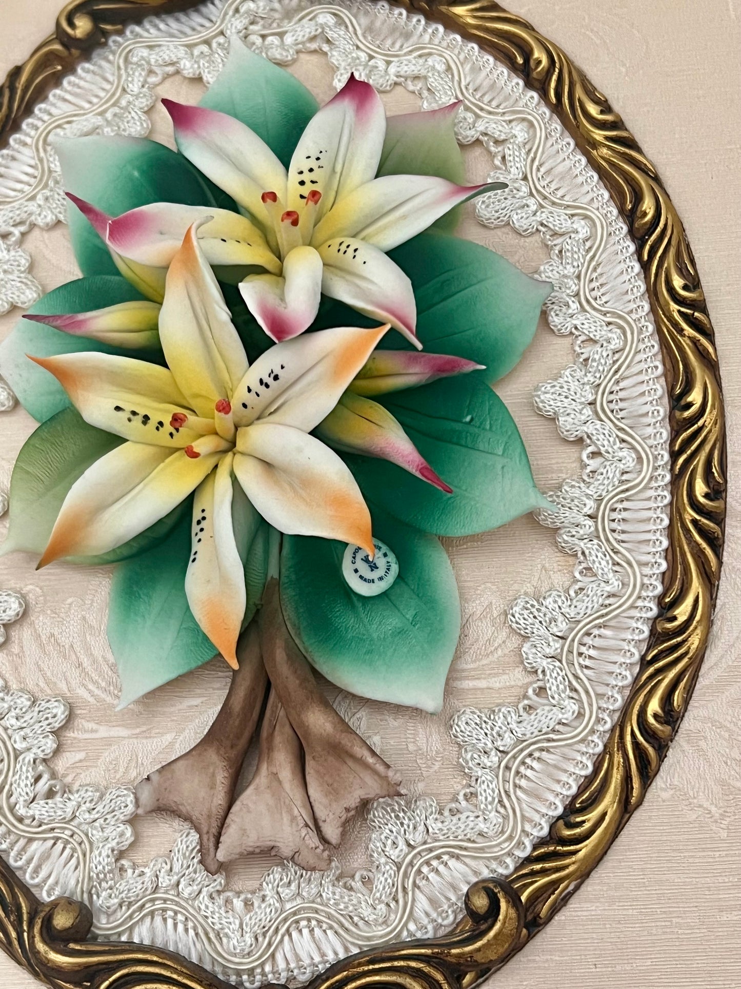 VINTAGE PAIR OF AUTHENTIC CAPODIMONTE ORIGINAL FRAMED ART