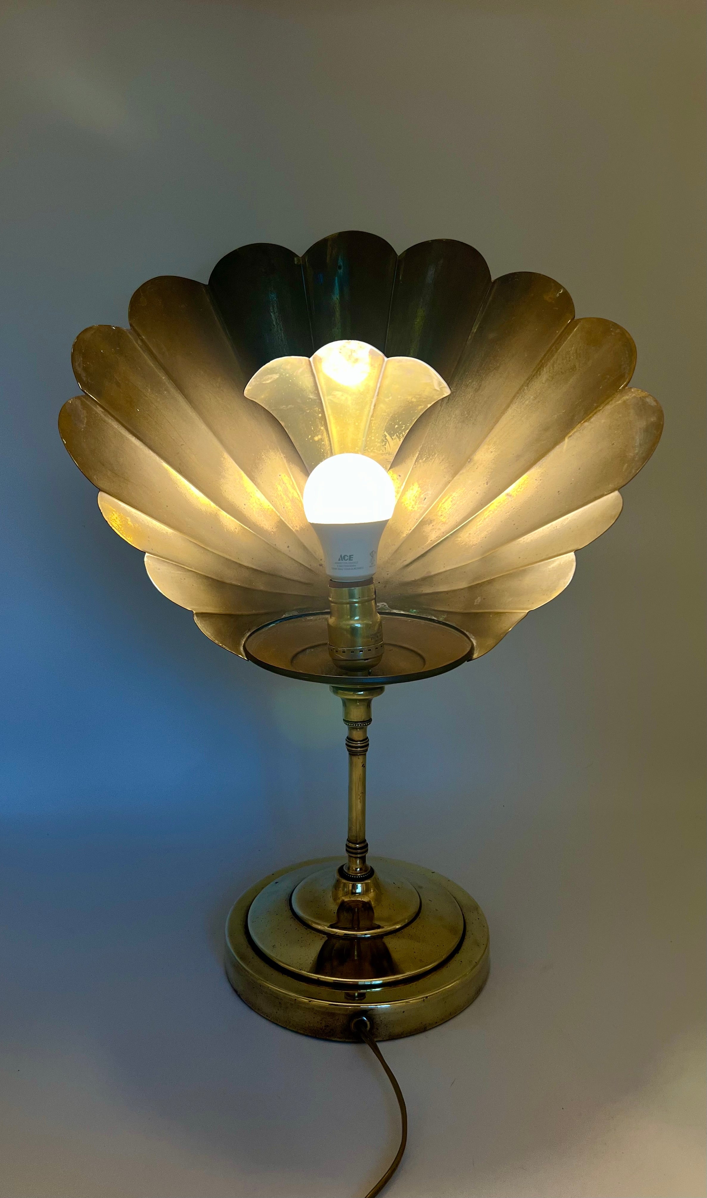 VINTAGE BRASS FAN REFLECTOR LAMP – HOLLYWOOD REGENCY GLAM