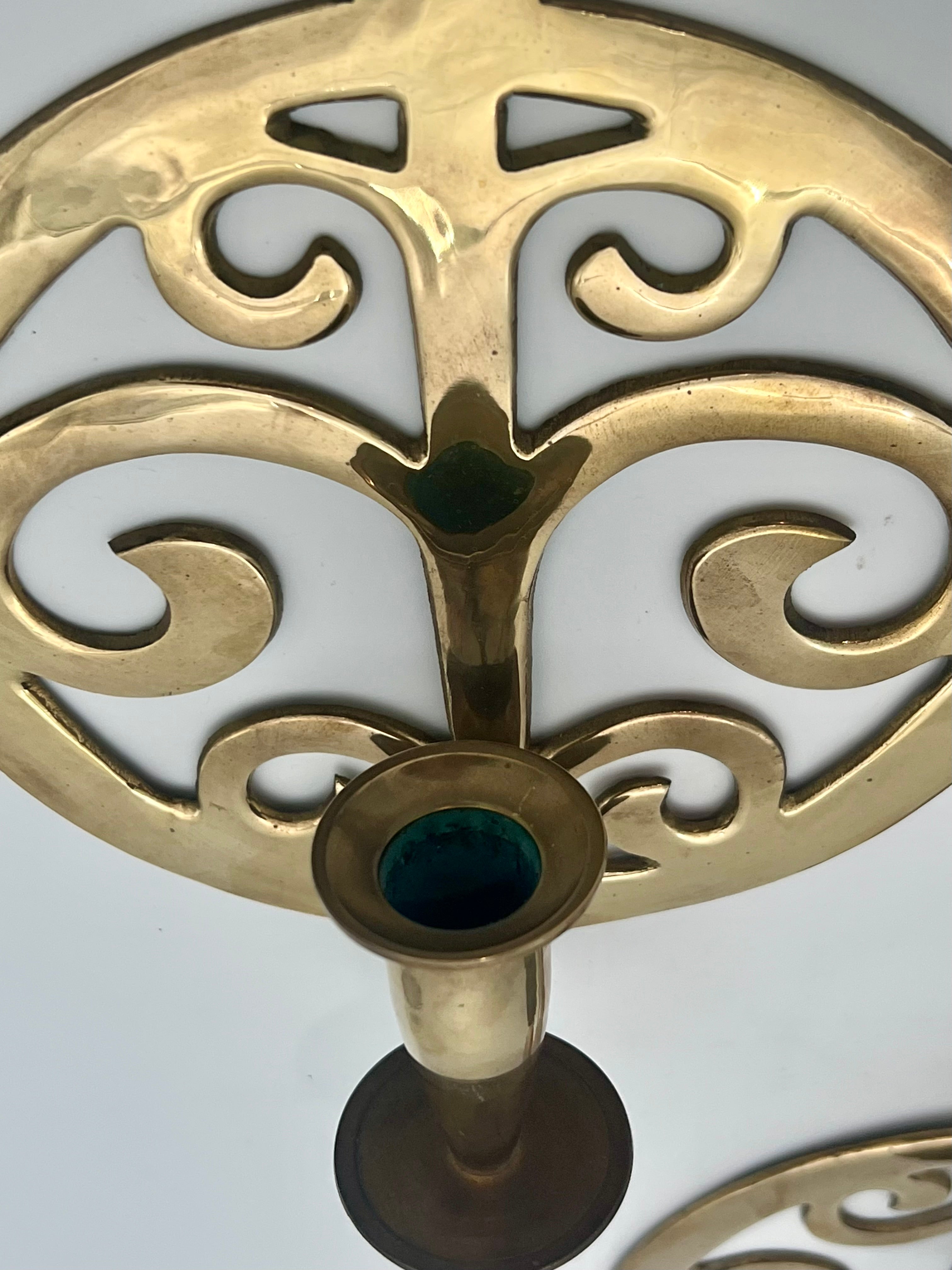 PAIR OF VINTAGE BRASS WALL SCONCES WITH SCROLL DESIGN