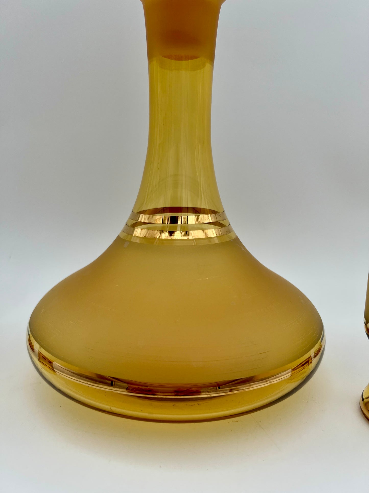 MID CENTURY AMBER AND GOLD CORDIAL LIQUOR DECANTER SET