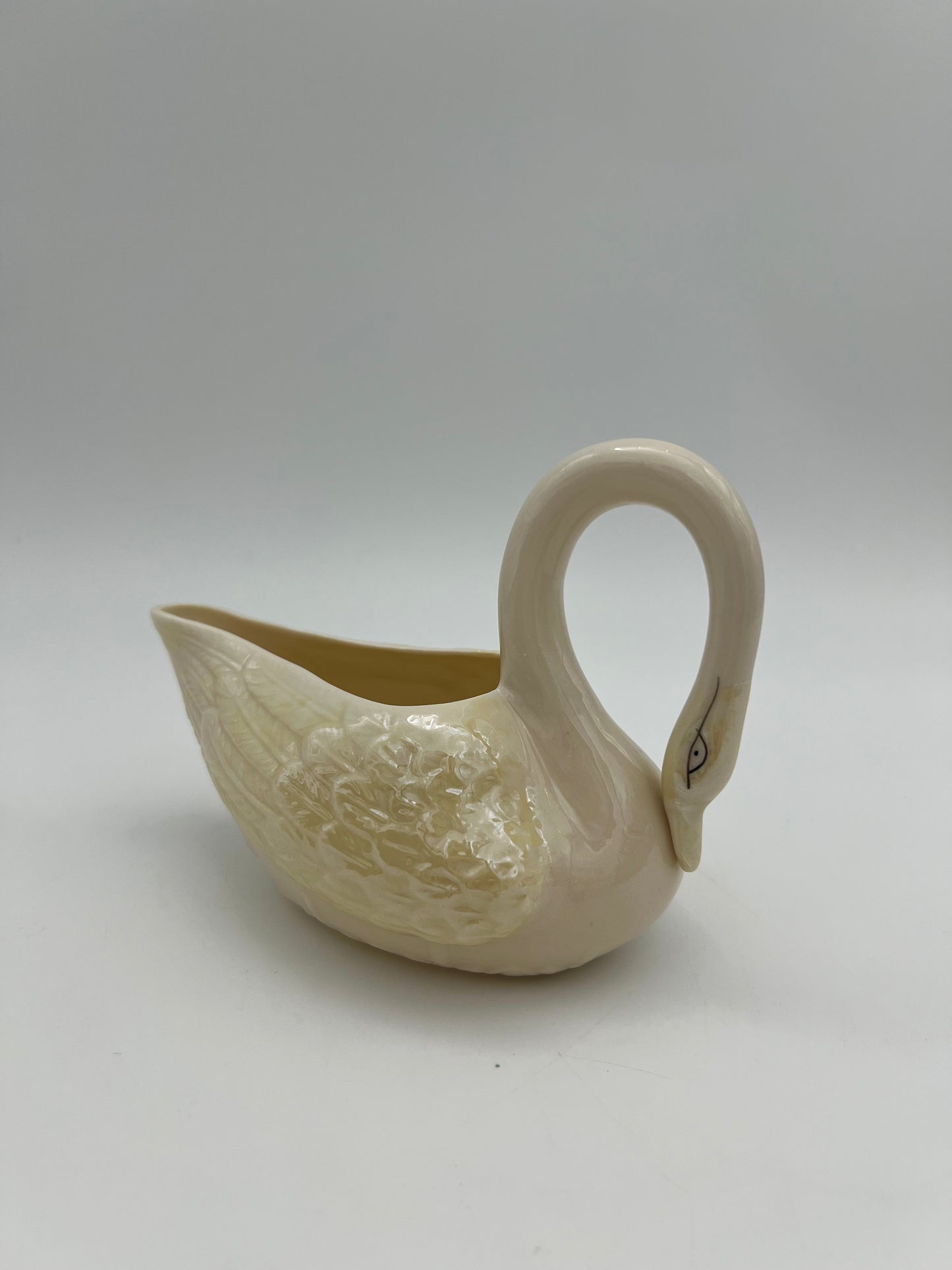 VINTAGE BELLEEK IRELAND SWAN CREAMER/GRAVY BOAT