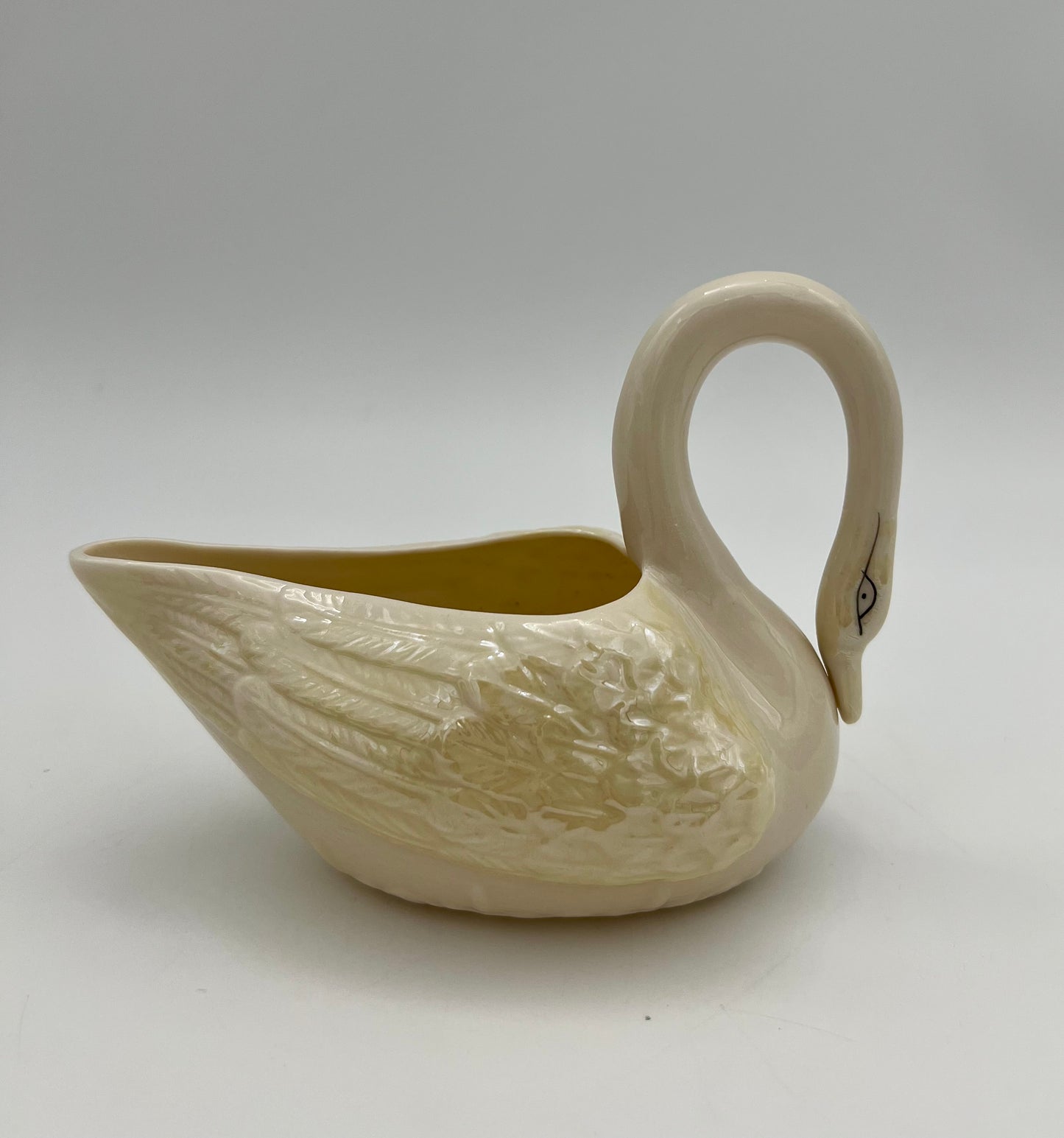 VINTAGE BELLEEK IRELAND SWAN CREAMER/GRAVY BOAT