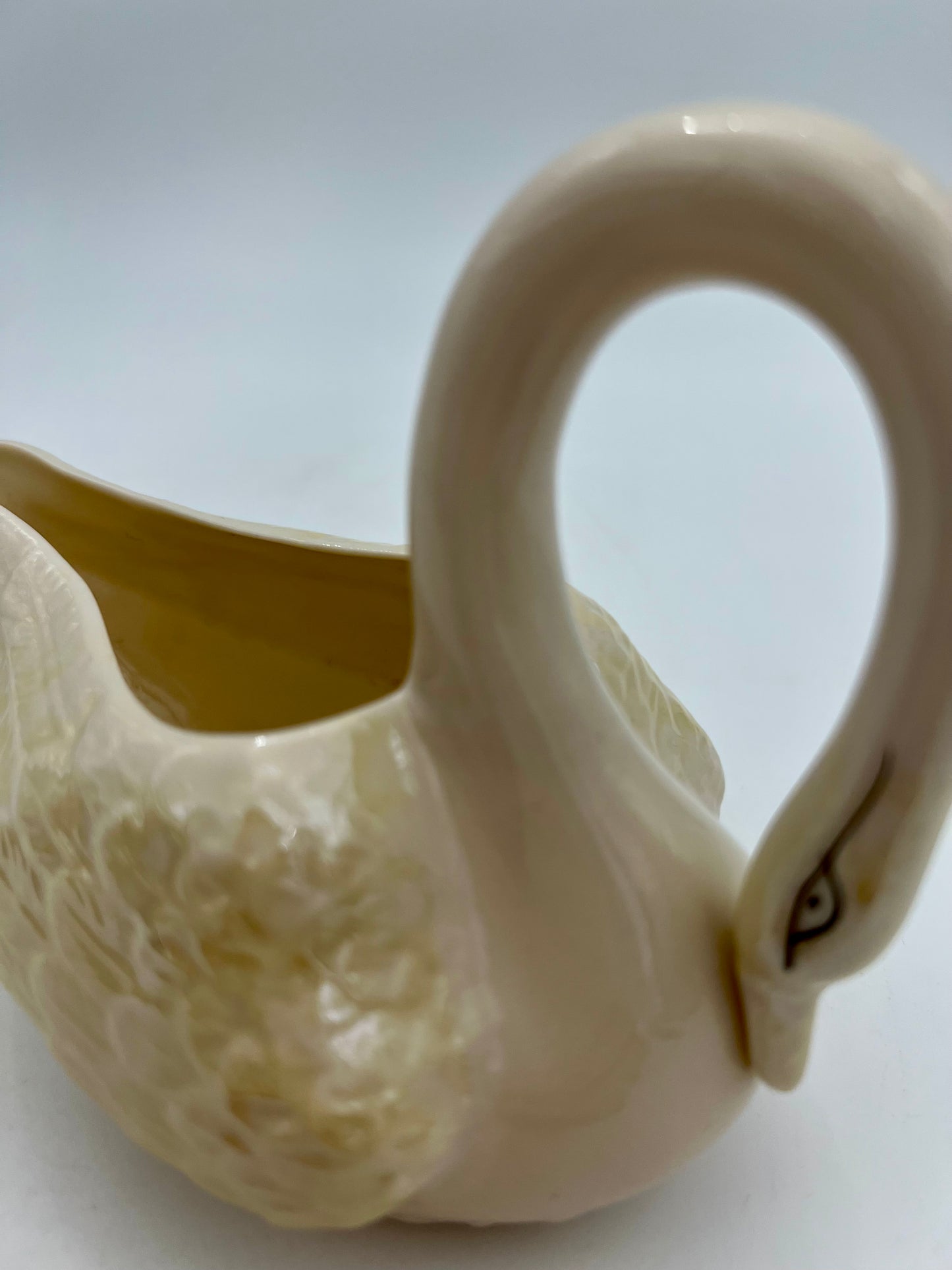 VINTAGE BELLEEK IRELAND SWAN CREAMER/GRAVY BOAT