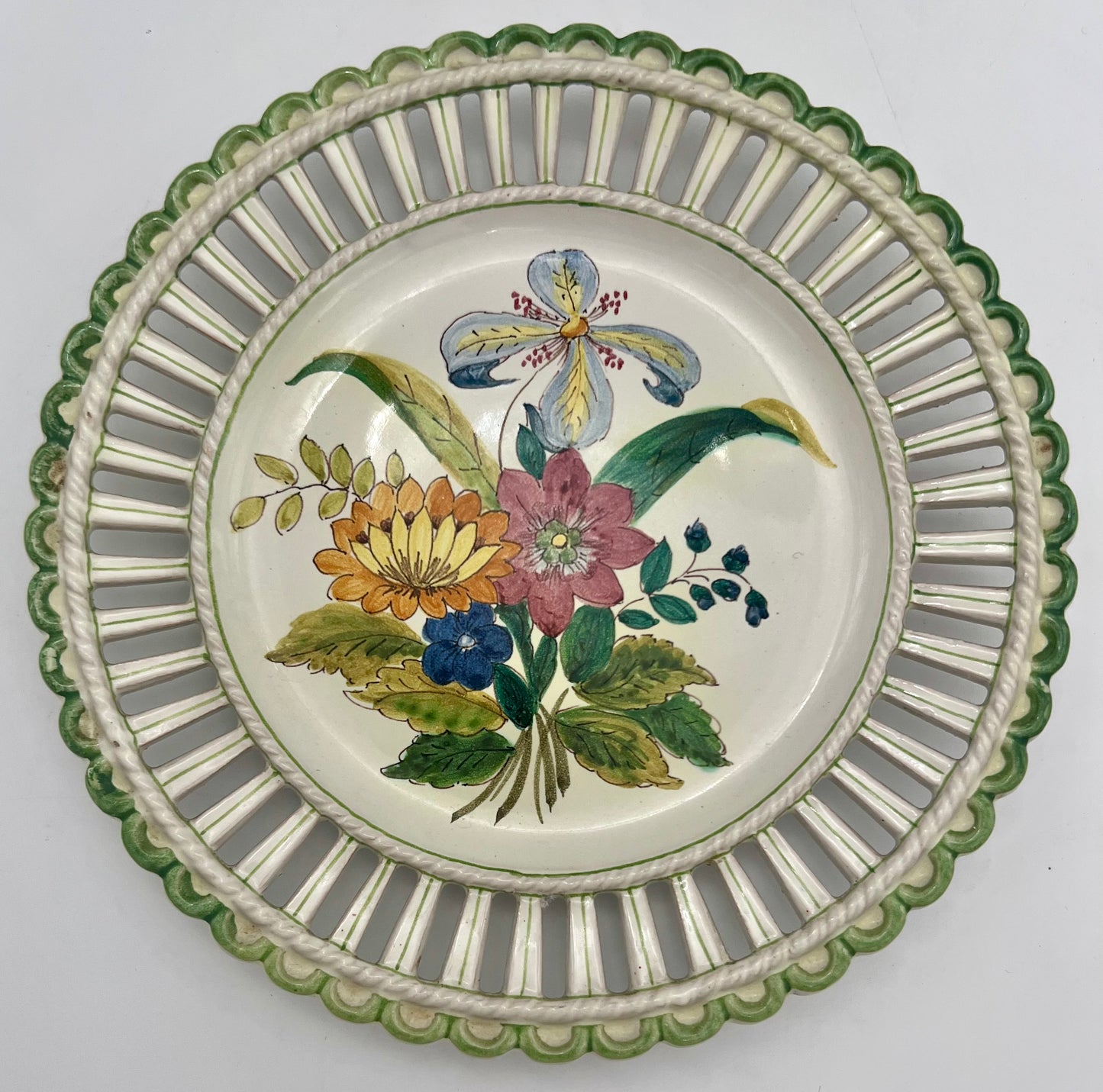 ITALIAN ARTIST ZACCAGNINI NUMBERED AND SIGNED HAND PAINTED PLATE