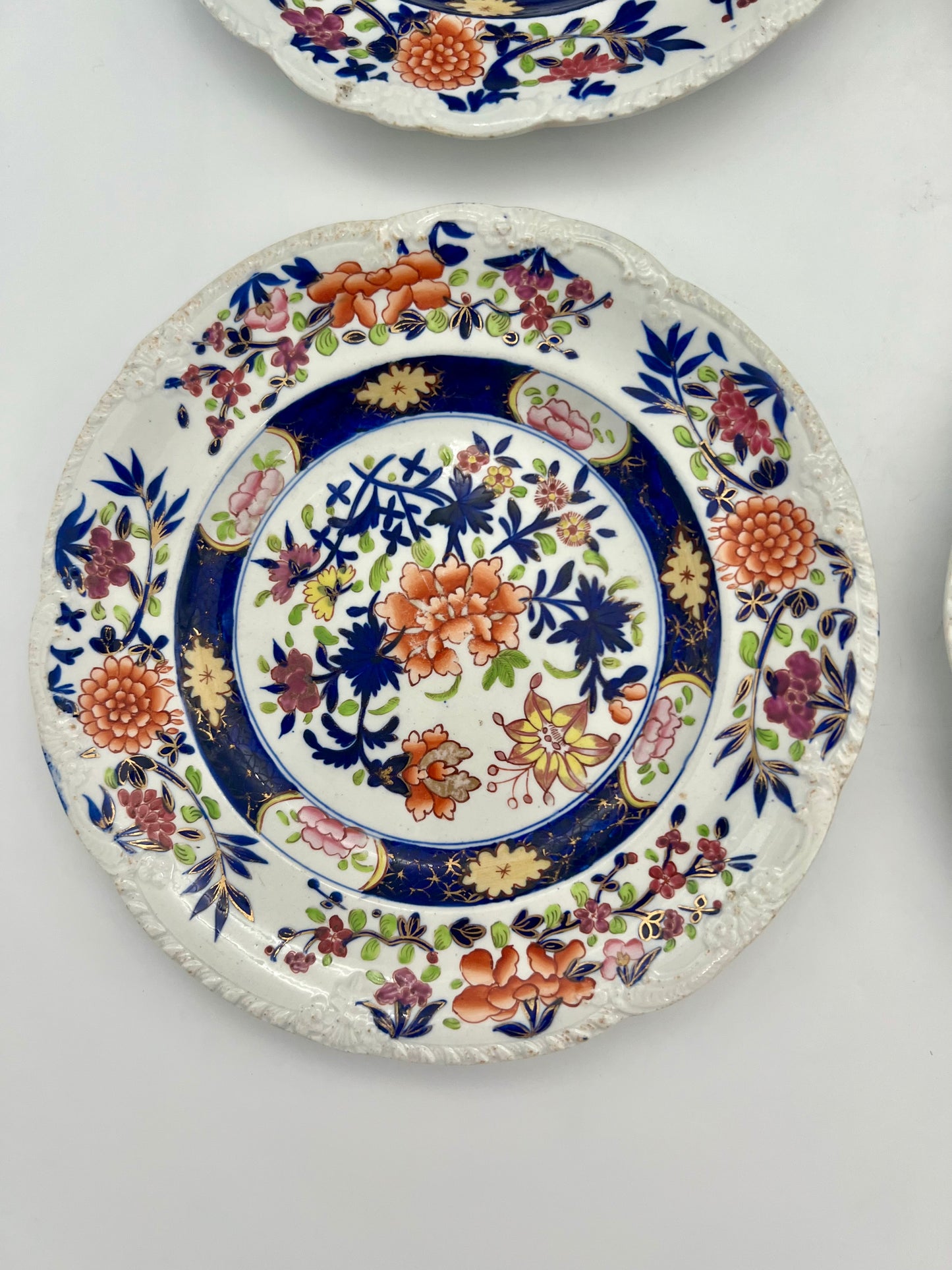 MASON'S IRONSTONE BLUE FLORAL SALAD/DESSERT PLATES, SET OF 4, CIRCA 1815-1830