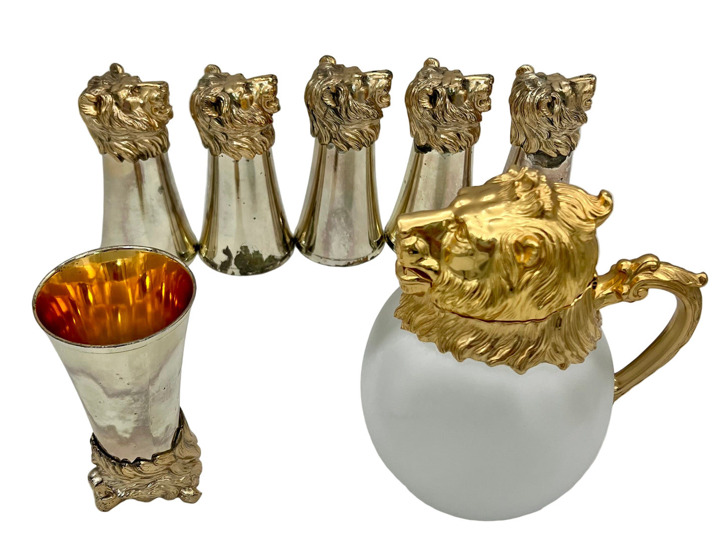 CAROLE STUPELL MID-CENTURY LION HEAD PITCHER AND STIRRUP CUPS, RARE SET OF 7