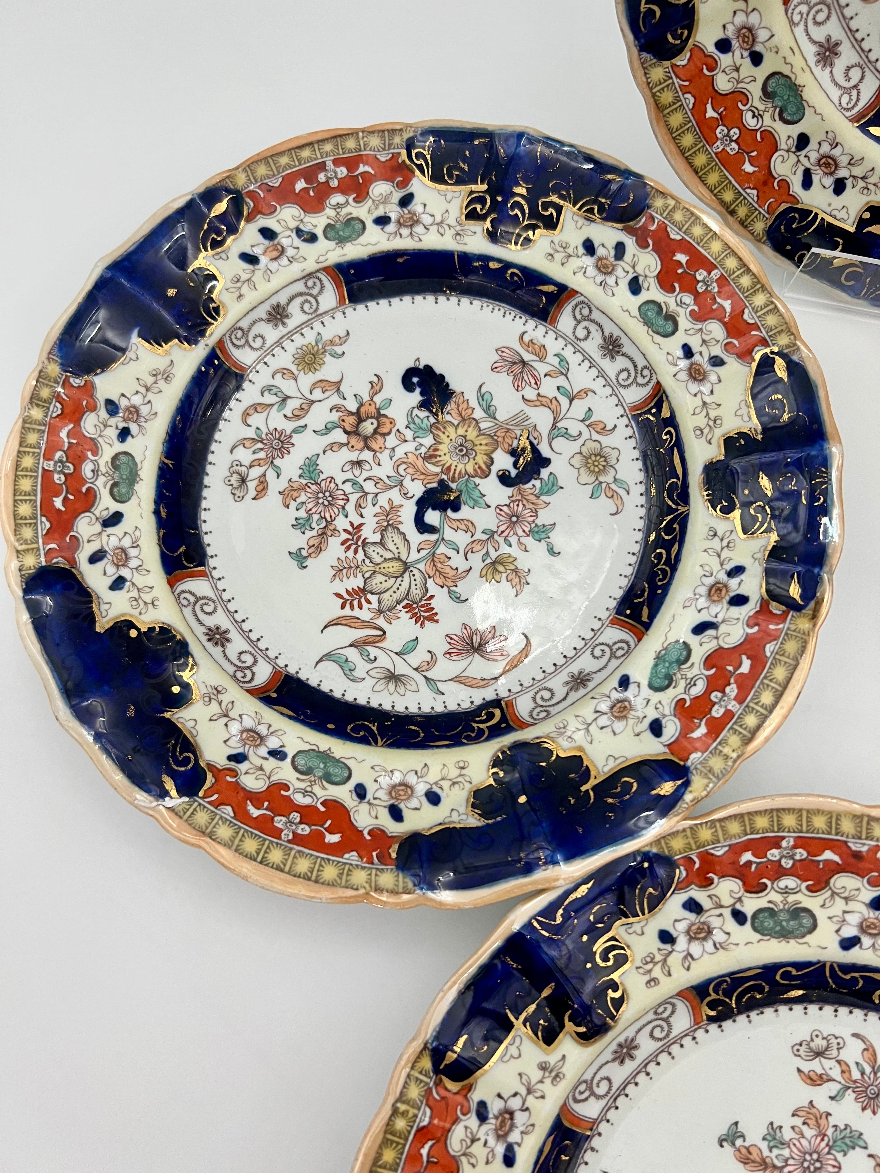 SET OF 4 ANTIQUE MASON’S IRONSTONE IMARI DINNER PLATES 10.5” | MID 19TH CENTURY ENGLISH CHINOISERIE