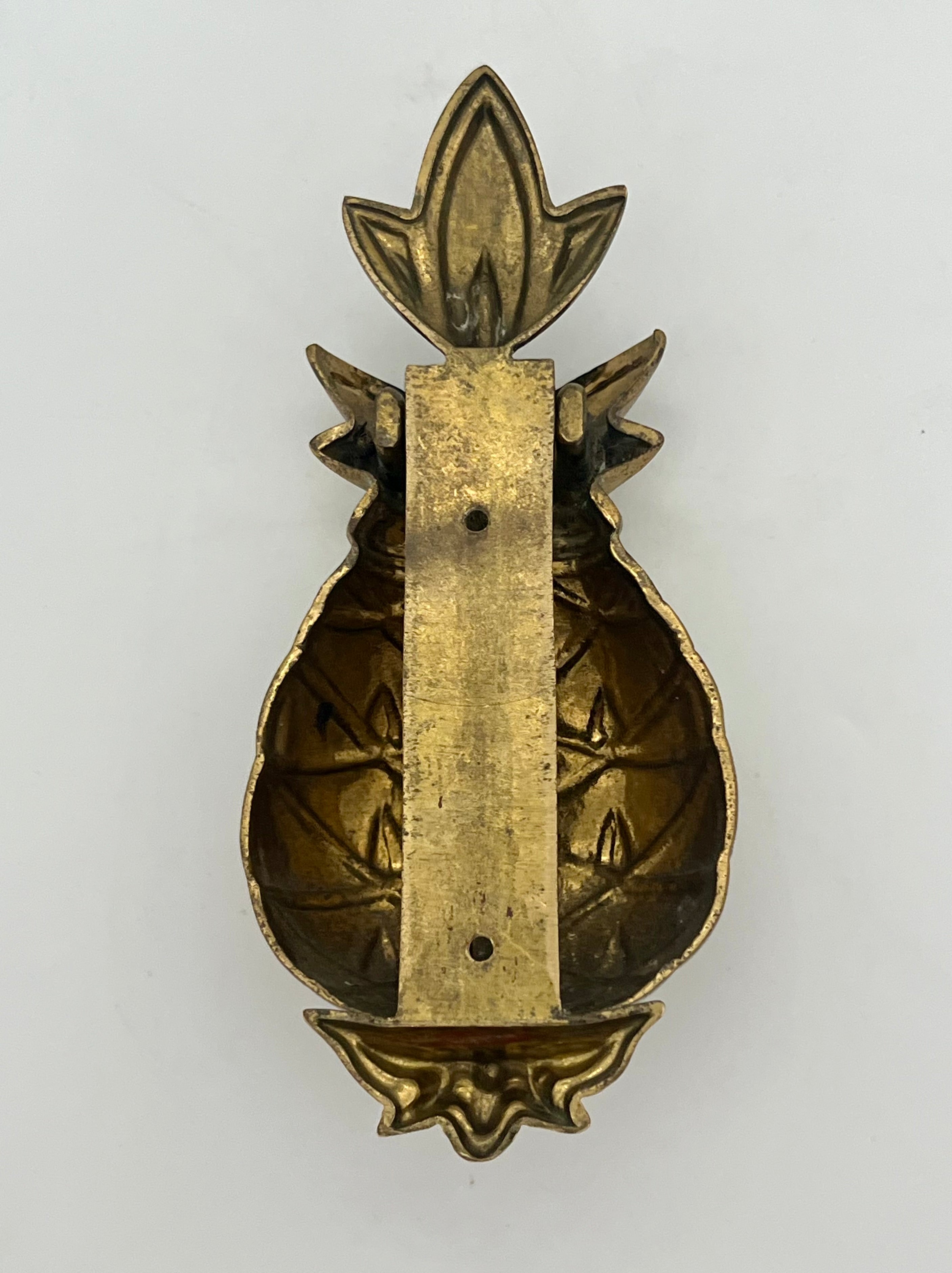 VINTAGE SOLID BRASS PINEAPPLE WALL POCKET | HOLLYWOOD REGENCY PINEAPPLE WALL DECOR | MID CENTURY TROPICAL GLAM