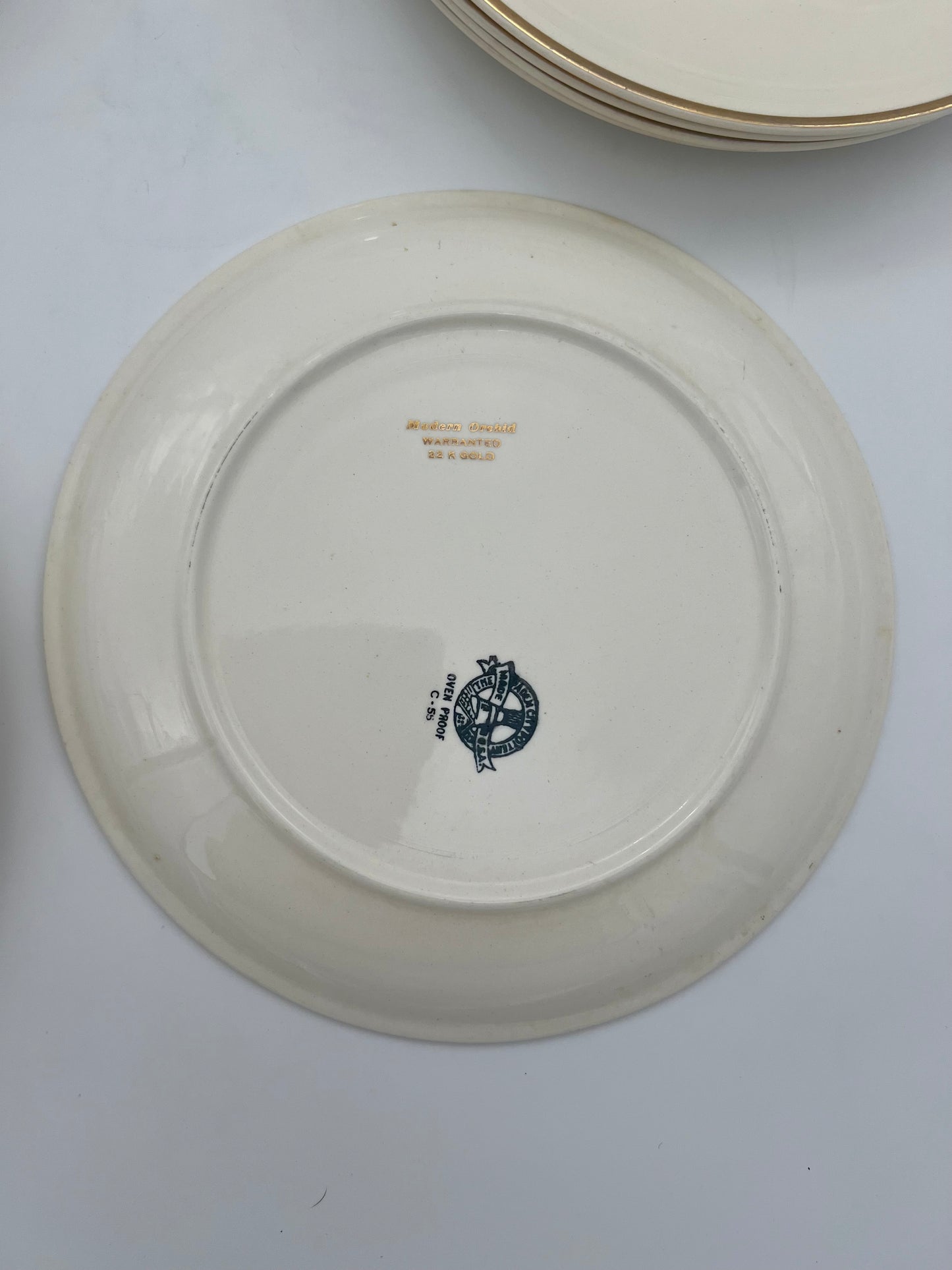 MID-CENTURY MODERN ORCHID 22 K GOLD DINNER PLATES, SET OF 12
