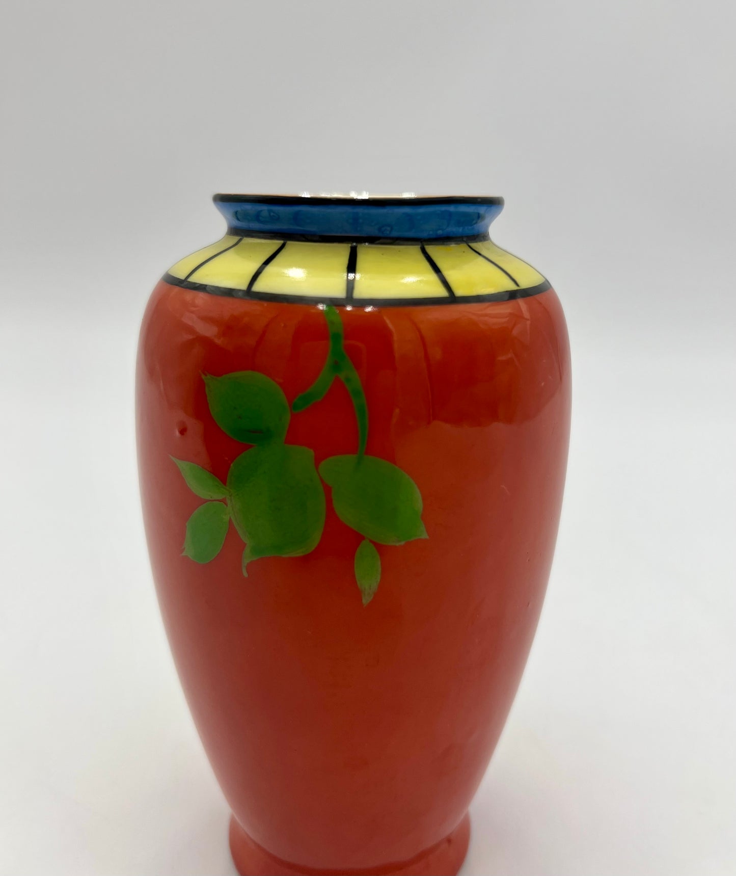 SMALL ANTIQUE TASHIRO SHOTEN VASE, CIRCA 1920s-1940s