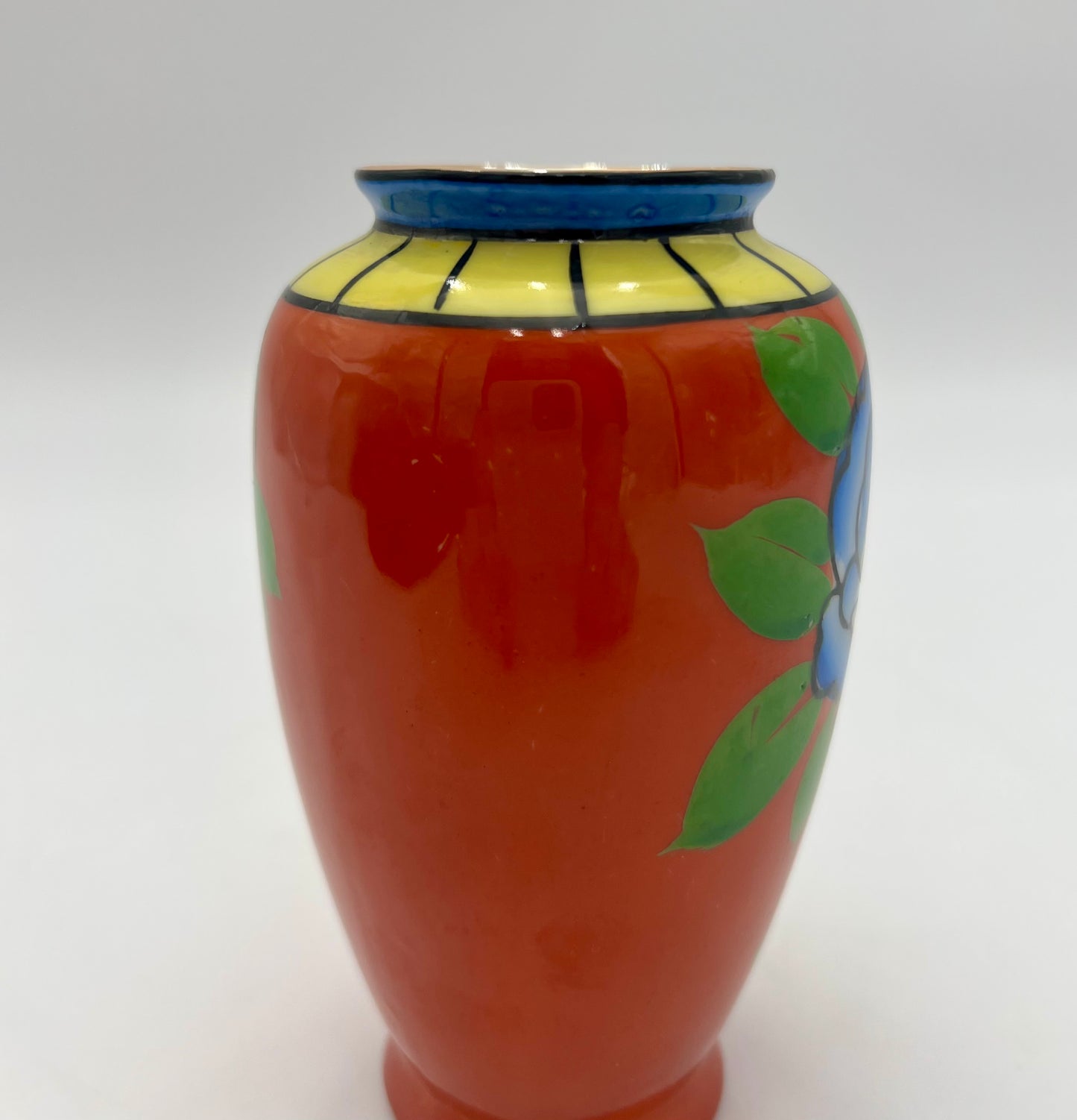 SMALL ANTIQUE TASHIRO SHOTEN VASE, CIRCA 1920s-1940s
