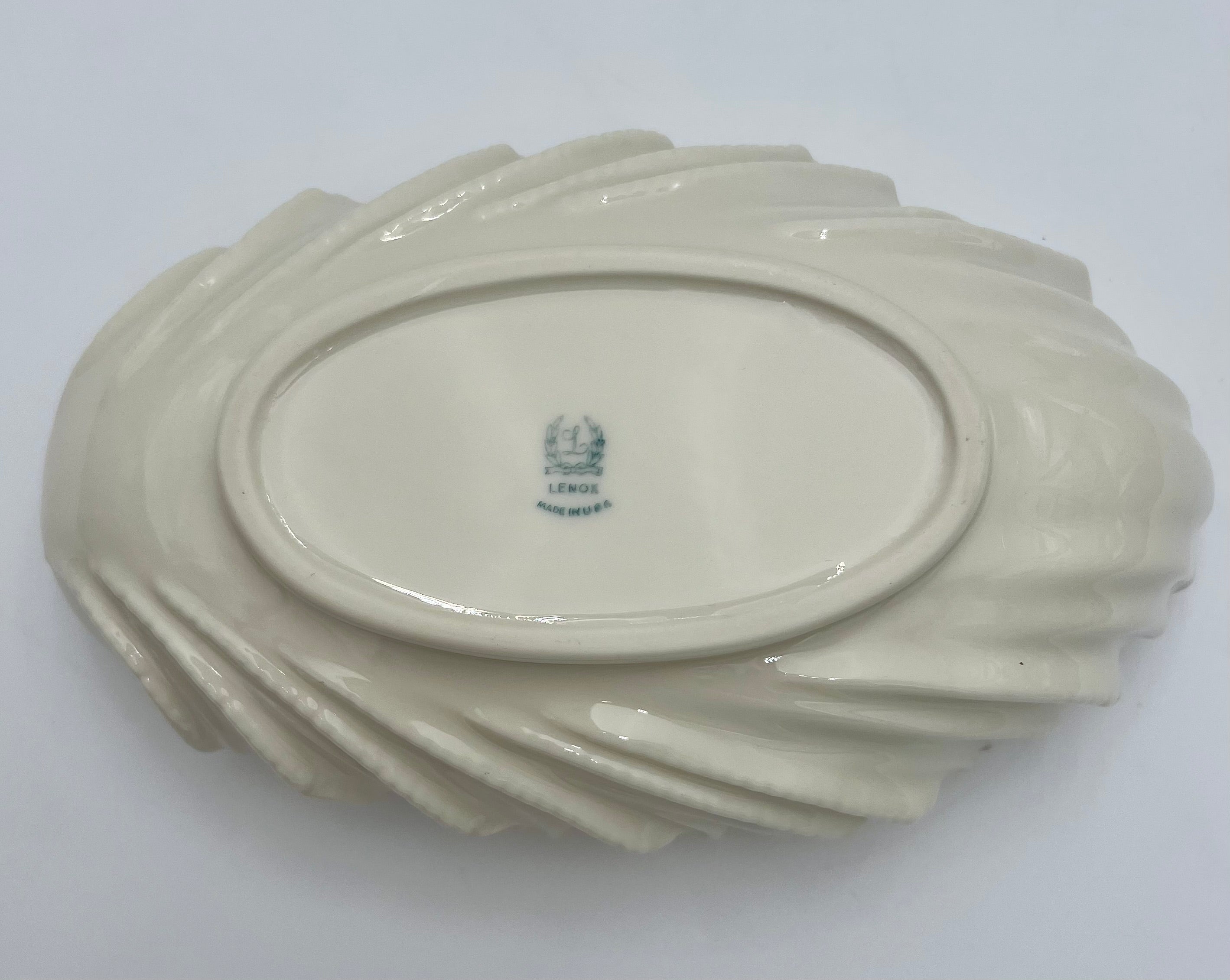 Vintage Lenox Porcelain Shell Dish with Gold Trim, Made in USA Nautilus Bowl, Hollywood Regency Ivory Catchall, 9 Inch
