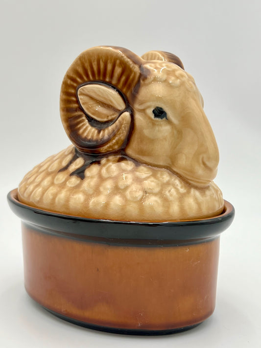 RARE VINTAGE SECLA PORTUGAL RAM HEAD COVERED TUREEN