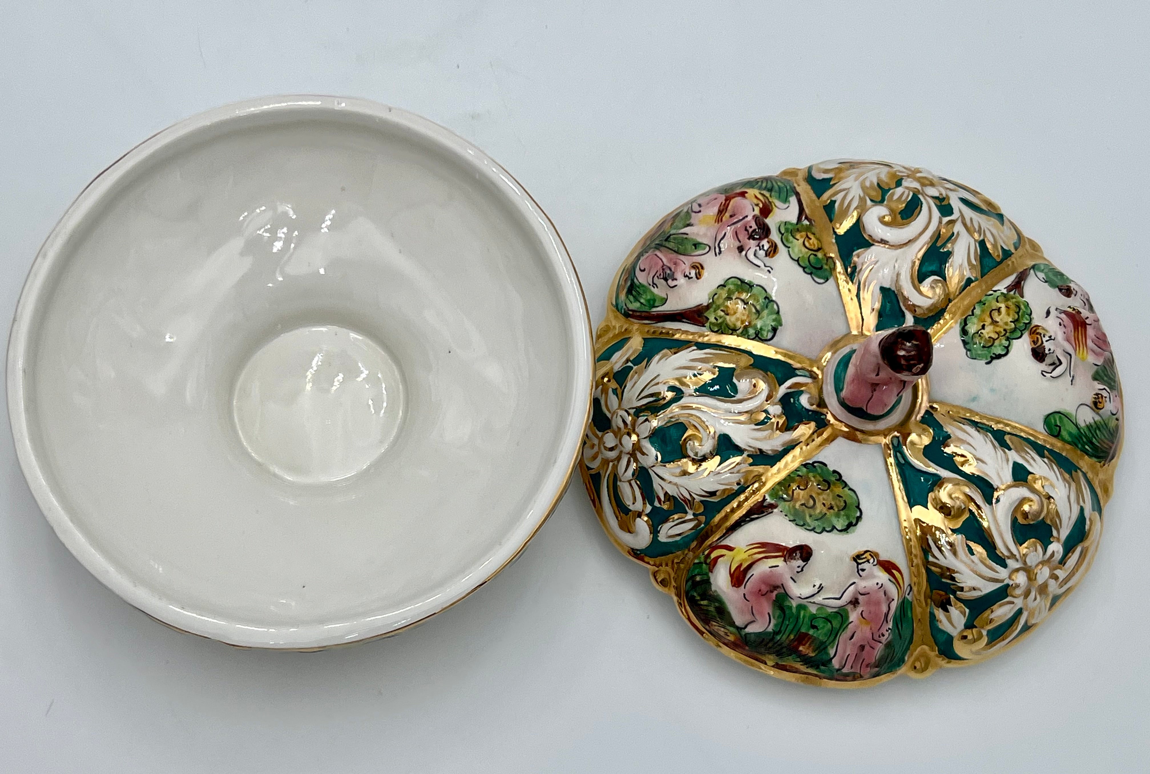 VINTAGE ITALIAN MAJOLICA COVERED DISH – HAND-PAINTED ADAM & EVE SCENES – GILDED BAROQUE DETAIL – DERUTA-STYLE CERAMIC BOX