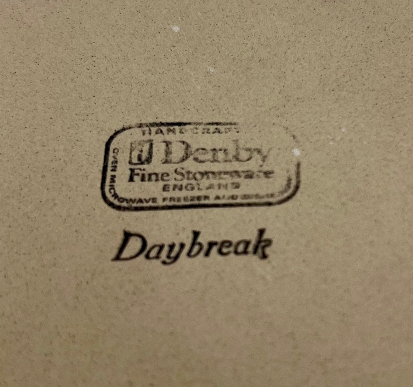 VINTAGE DENBY "DAYBREAK" ENGLAND FINE STONEWARE QUICHE DISH