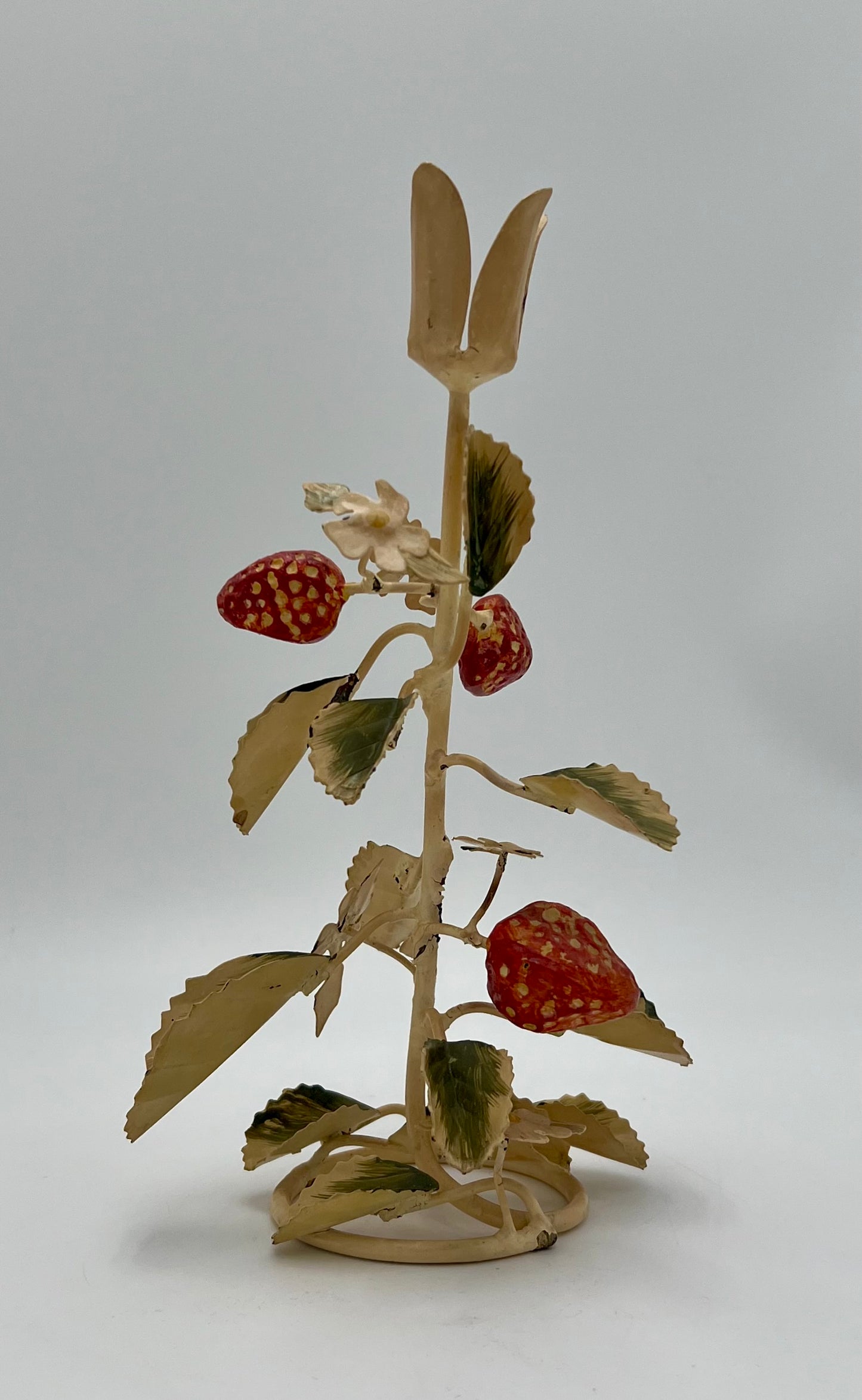 VERY RARE 1960s ITALIAN TOLE STRAWBERRIES AND WHITE FLOWERS CANDLESTICK HOLDER