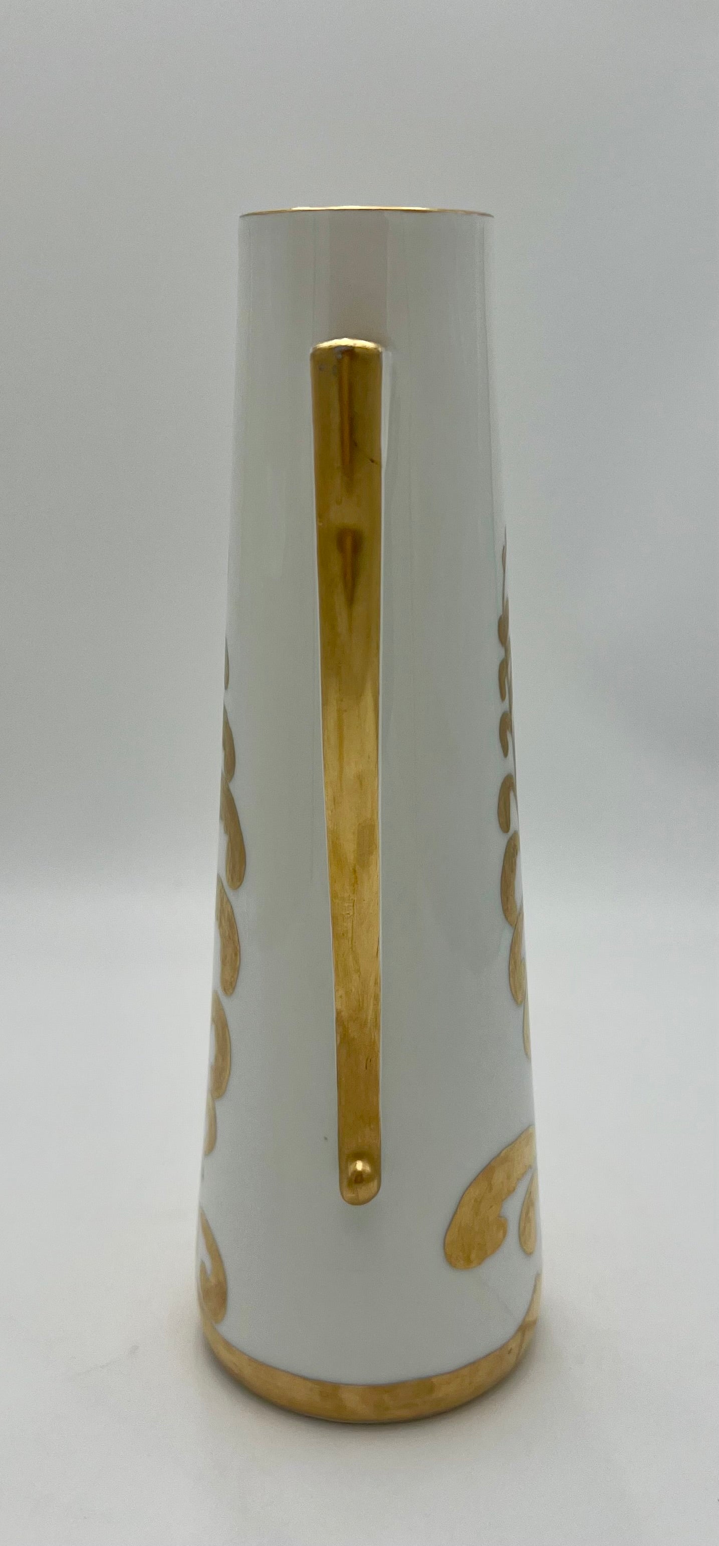 ANTIQUE UNO FAVORITE BAVARIA PORCELAIN PITCHER – HAND-PAINTED GOLD GILT, CIRCA 1910s-1930s
