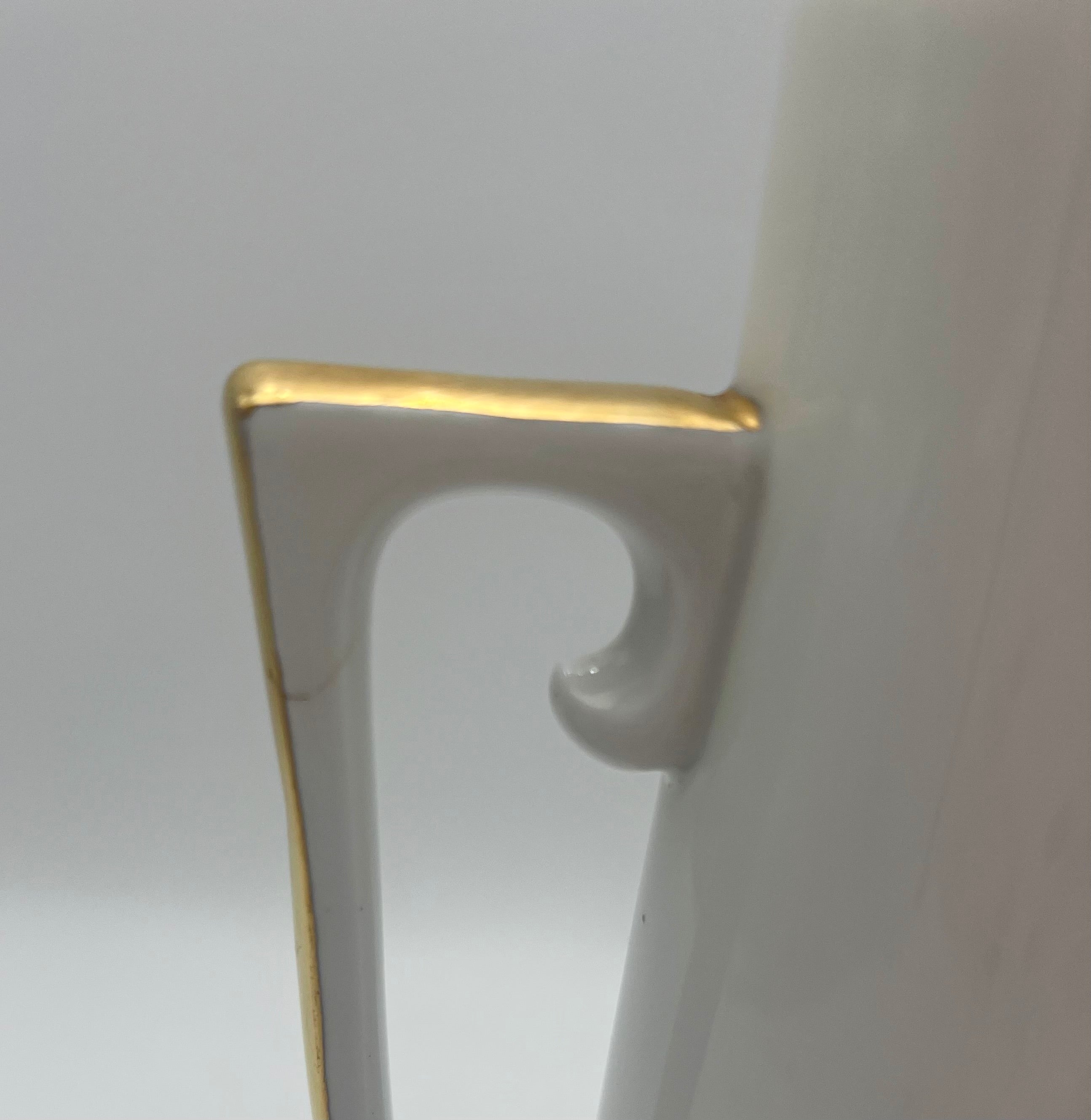 ANTIQUE UNO FAVORITE BAVARIA PORCELAIN PITCHER – HAND-PAINTED GOLD GILT, CIRCA 1910s-1930s