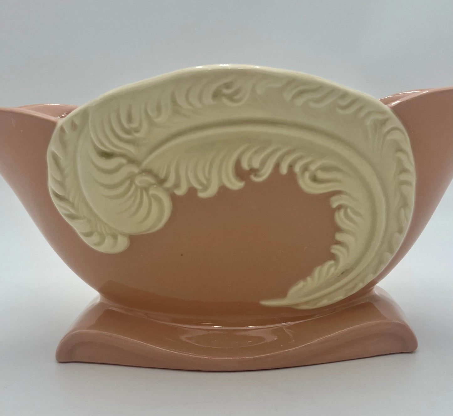 RARE ANTIQUE CHADWICK CHINA COMPANY SWAN FEATHER SALMON PINK VASE, 1940s